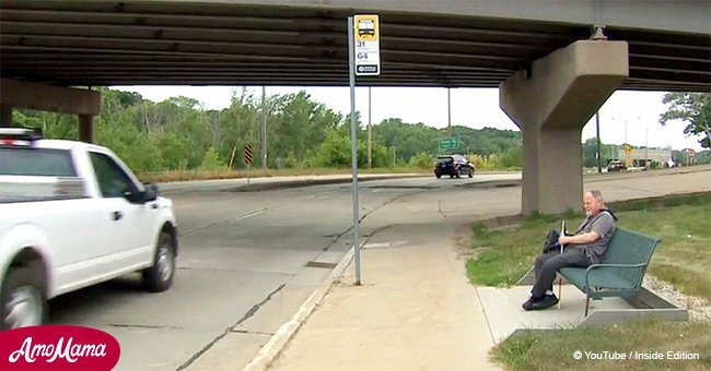 Heartwarming moment bus driver stops to help blind passenger cross the street