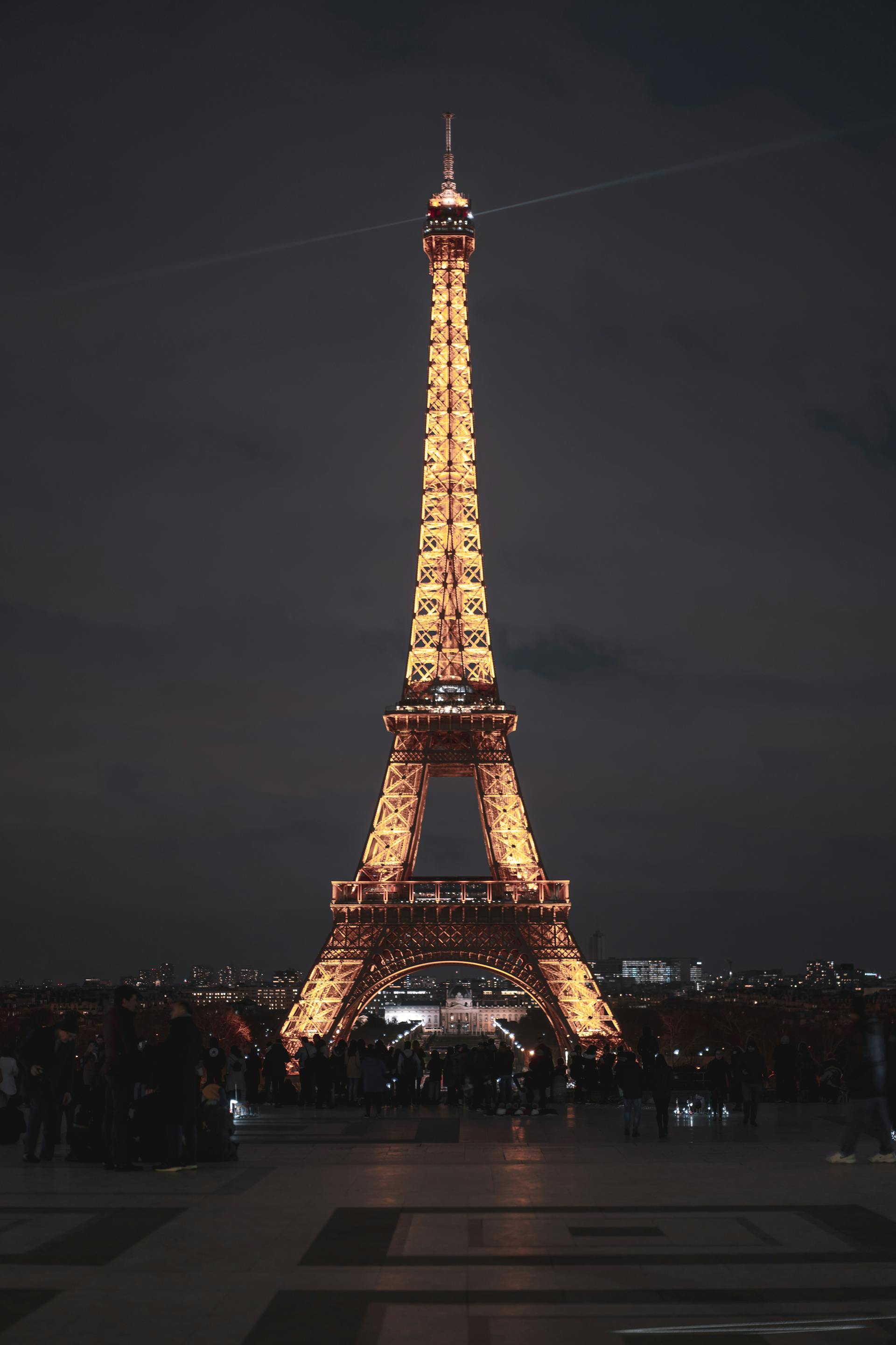 The Eiffel Tower at night | Source: Pexels