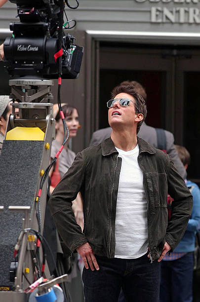Tom Cruise, am 12. Juni 2012 in New York City, während er eine Szene für "Oblivion" dreht | Quelle: Getty Images