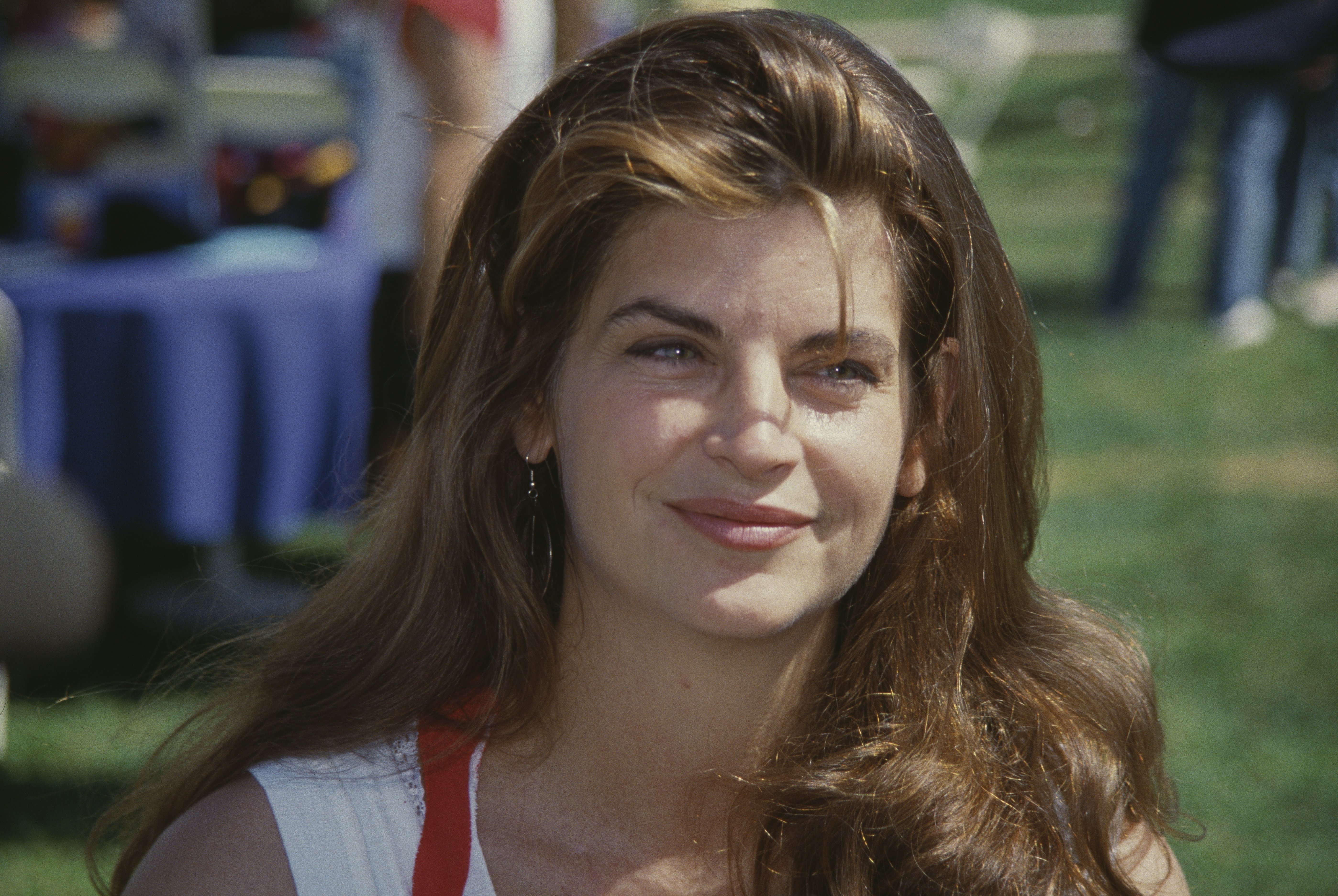 Kirstie Alley at the Tom Bradley Stadium, in the grounds of Birmingham High School in Van Nuys, California, 28th September 1991. | Source: Getty Images