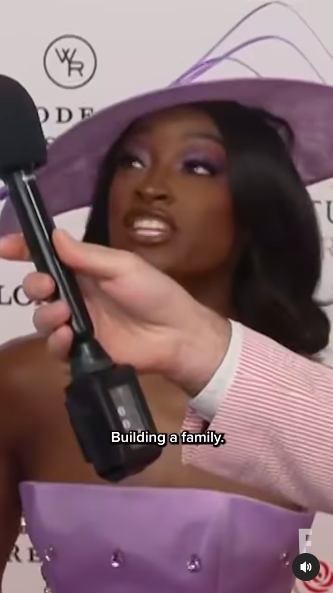 Simone Biles answering the E! News reporter's question about her and Jonathan Owens' future goals, posted on May 4, 2025. | Source: Instagram/enews