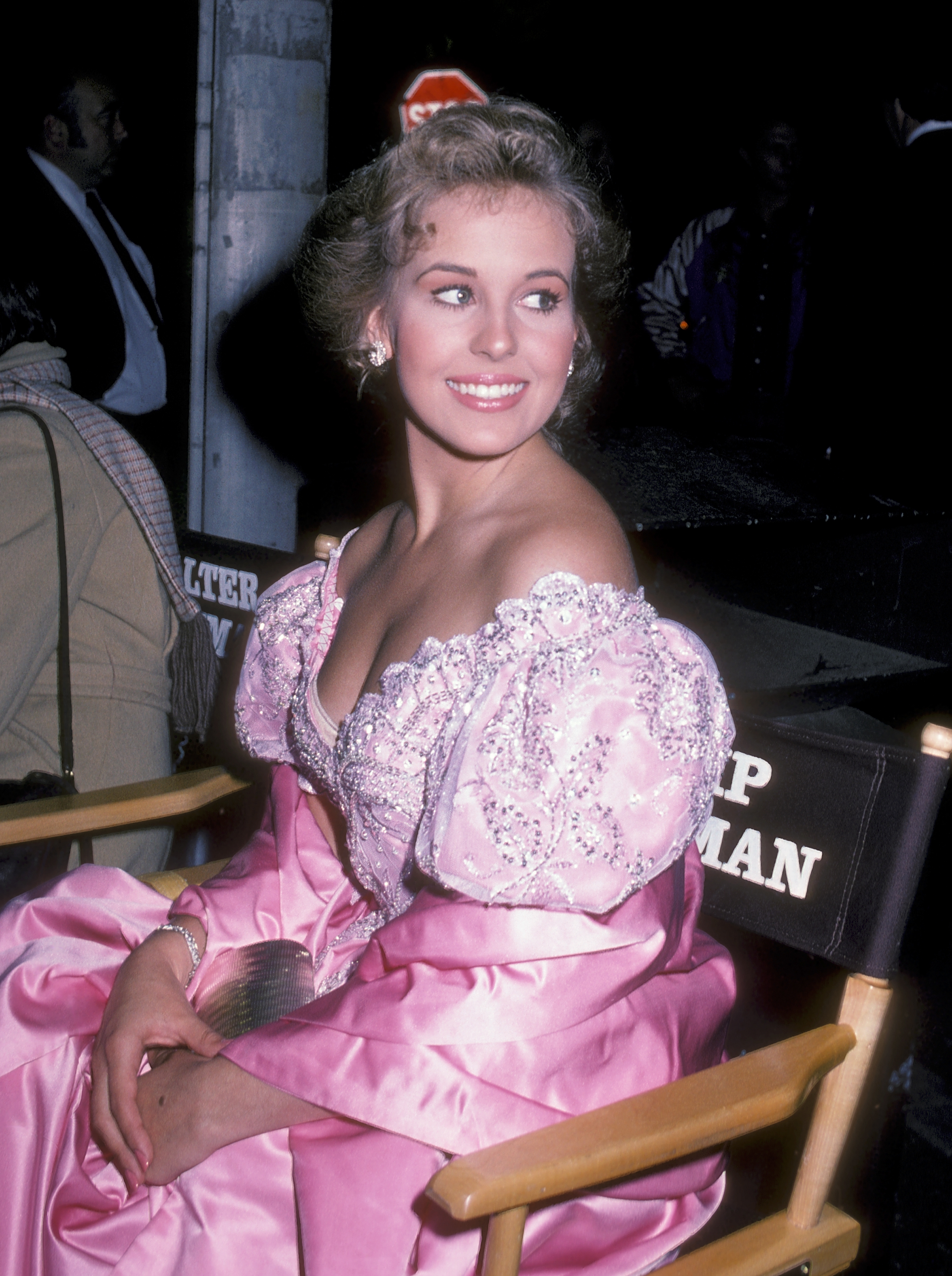 Genie Francis filming "Bare Essence" on May 6, 1982 | Source: Getty Images