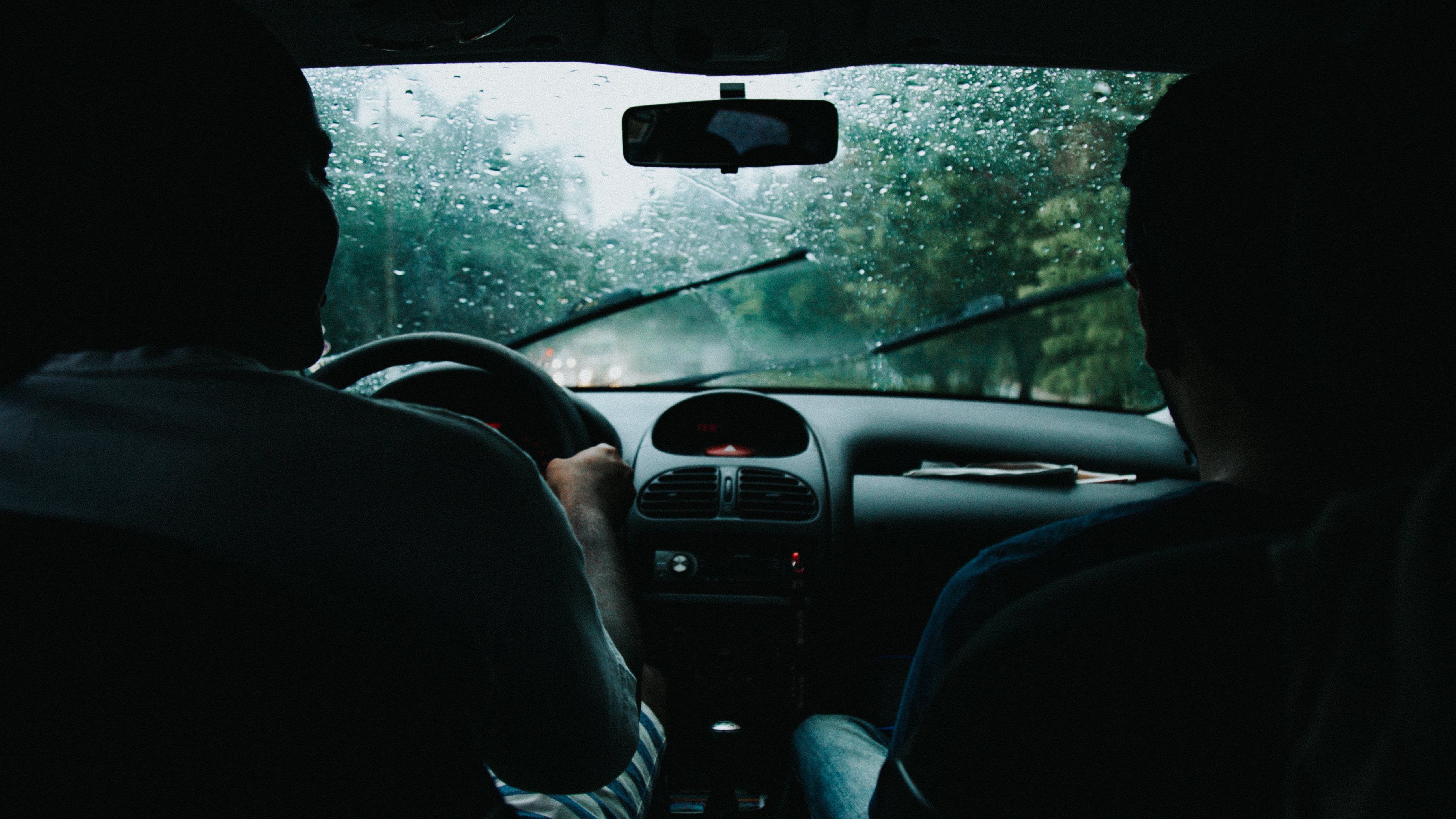 People driving in bad weather | Source: Pexels