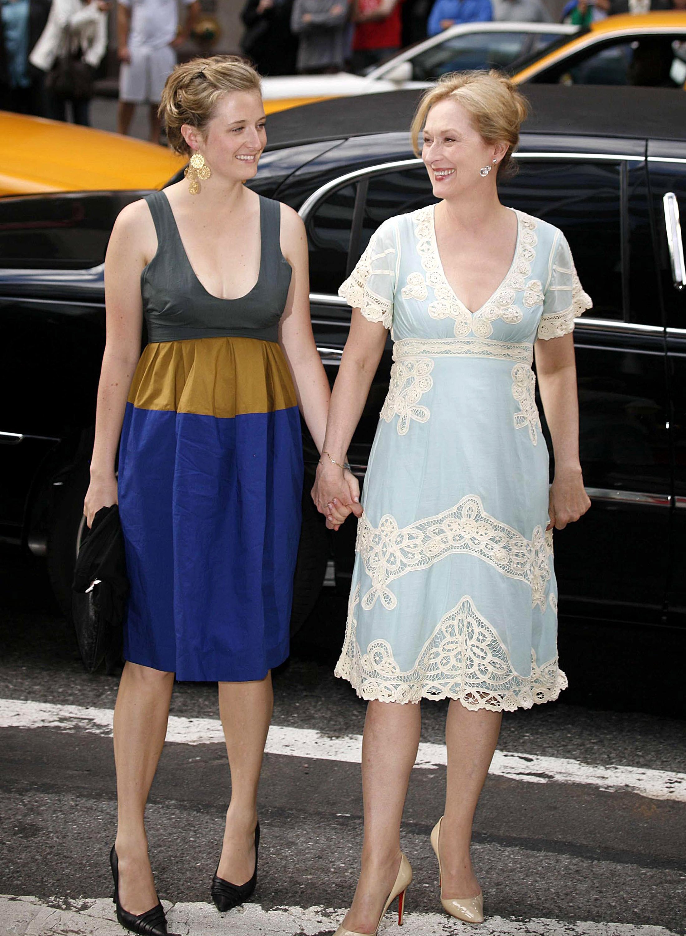 Meryl Streep and daughter during "A Prairie Home Companion" New York Premiere - Arrivals at DGA Movie Theatre in New York City, New York, United States. | Source: Getty Images