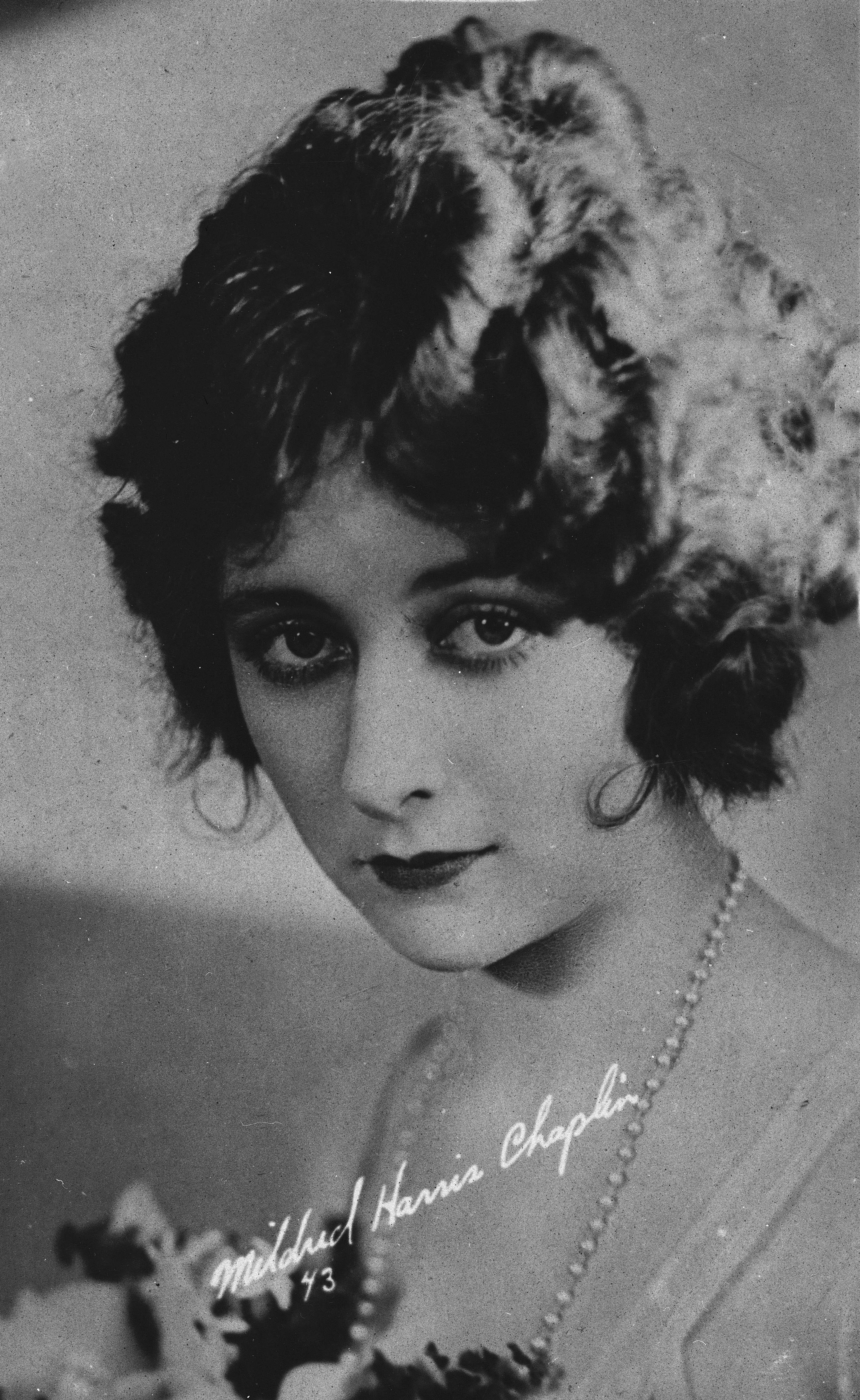 Mildred Harris Chaplin, Charlie Chaplin's first wife in an undated photo | Source: Getty Images