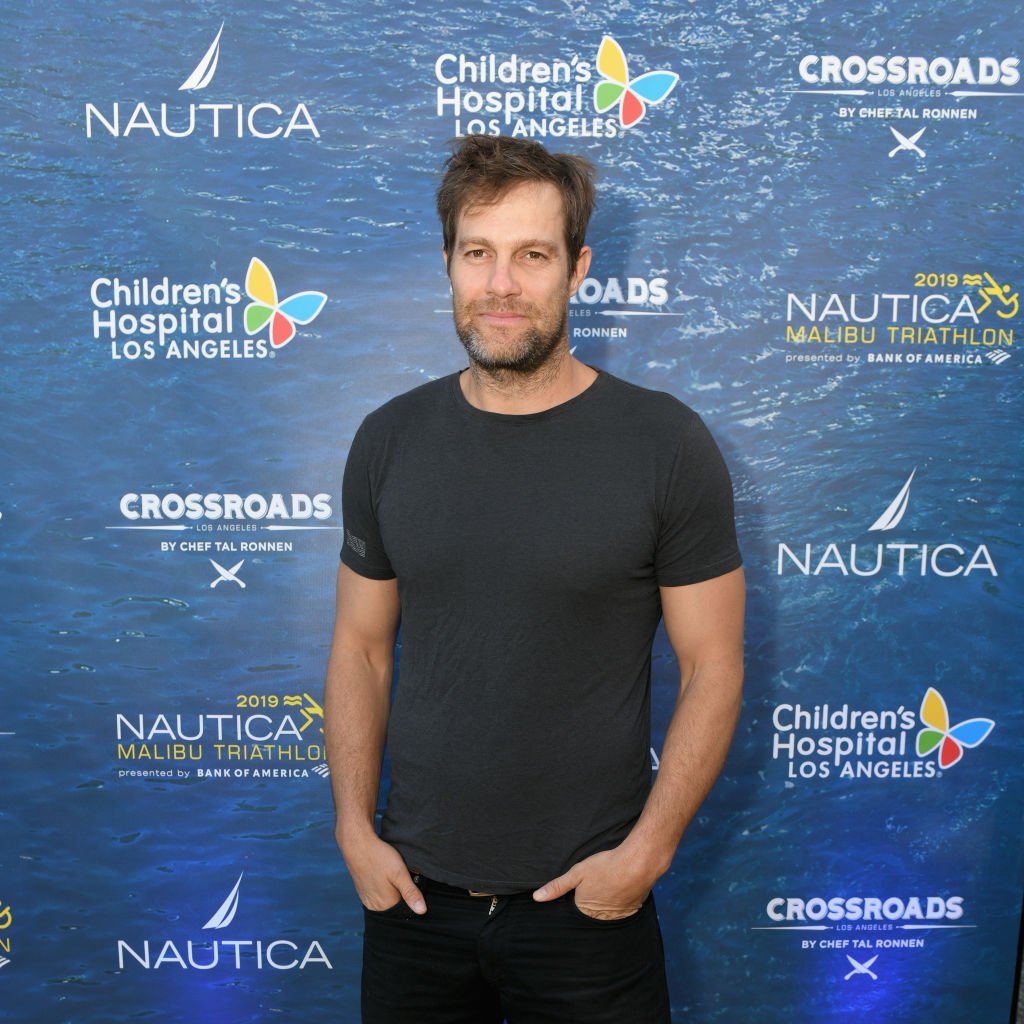 Geoff Stults asiste a una cena benéfica para el Nautica Malibu Triathlon and Children's Hospital Los Angeles. | Foto: Getty Images Geoff Stults asiste a una cena benéfica para el Nautica Malibu Triathlon and Children's Hospital Los Angeles. | Foto: Getty Images