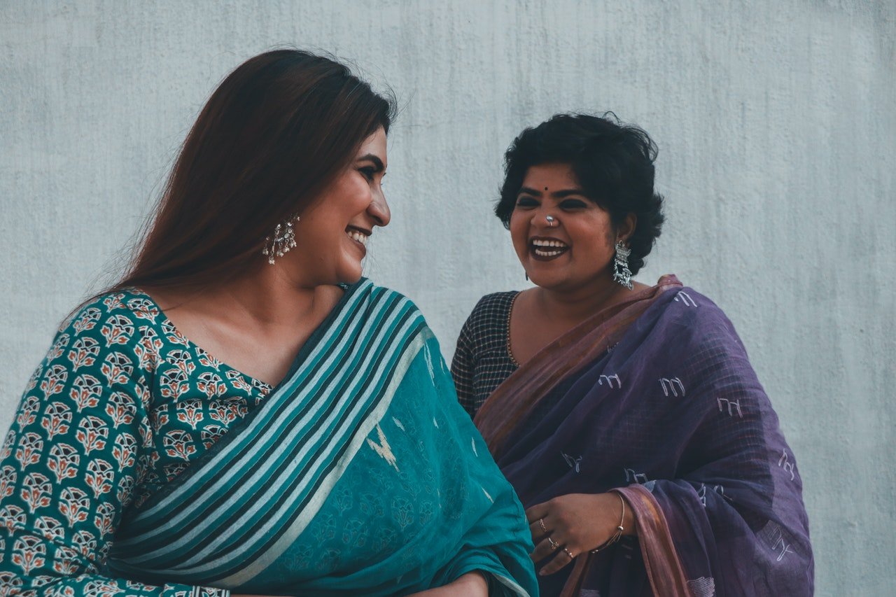 The curious woman nodded in apprehension | Photo: Pexels