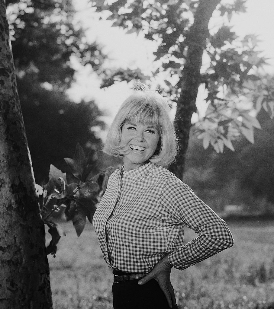 Doris Day on the set of "The Doris Day Show" on July 8, 1968 | Photo: Getty Images