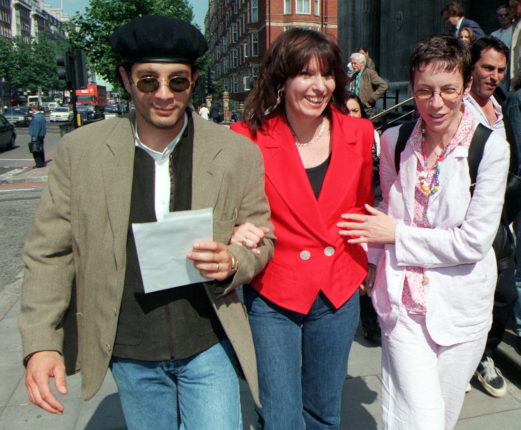 Lucho Brieva and Chrissie Hynde pictured outside Marylebone Register Office with Annie Lennox on July 10, 1997 in London. | Source: Getty Images