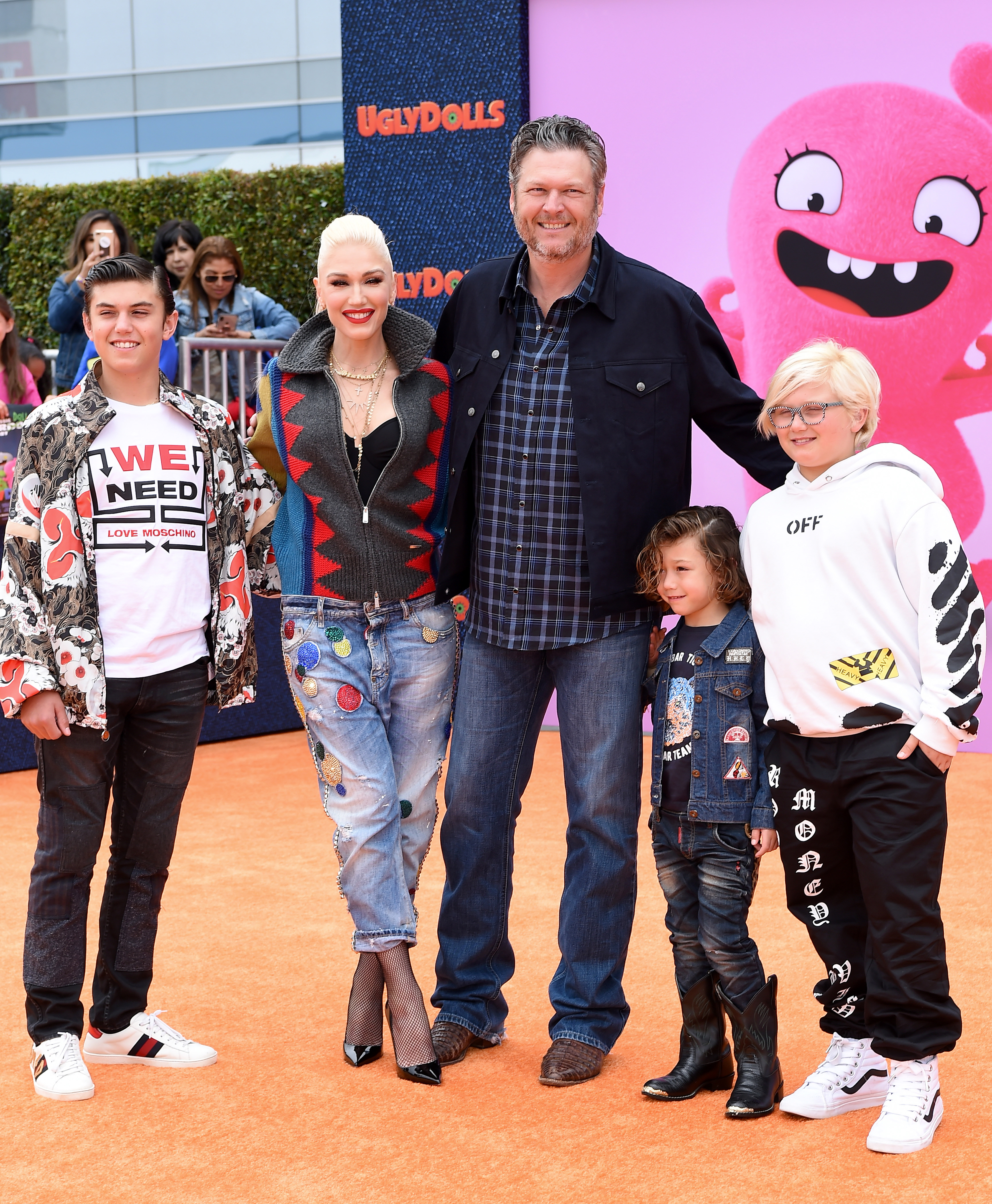 Gwen Stefani and Blake Shelton with Gwen's kids, Kingston, Apollo and Zuma Rossdale at the premiere of "UglyDolls" in Los Angeles, California on April 27, 2019 | Source: Getty Images