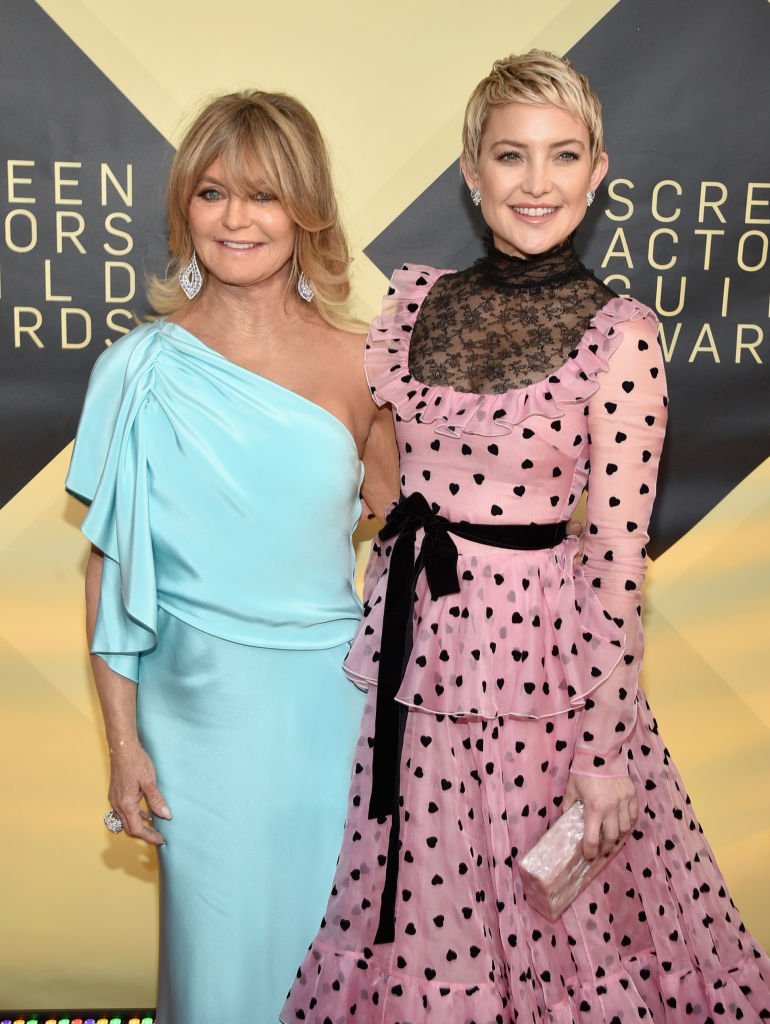 Goldie Hawn and Kate Hudson attending the Screen Actors Guild Awards. | Photo: Getty Images