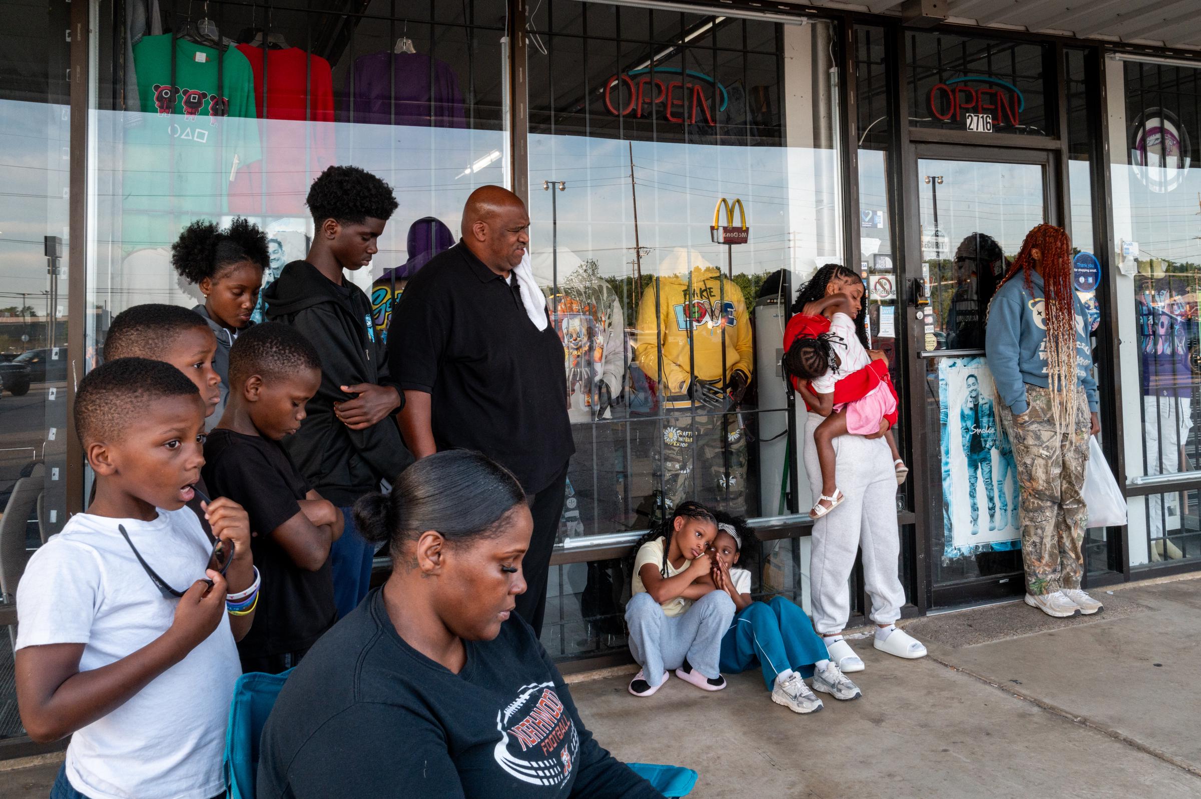 People attend a candlelight vigil on April 19, 2026 in Shreveport, Louisiana | Source: Getty Images