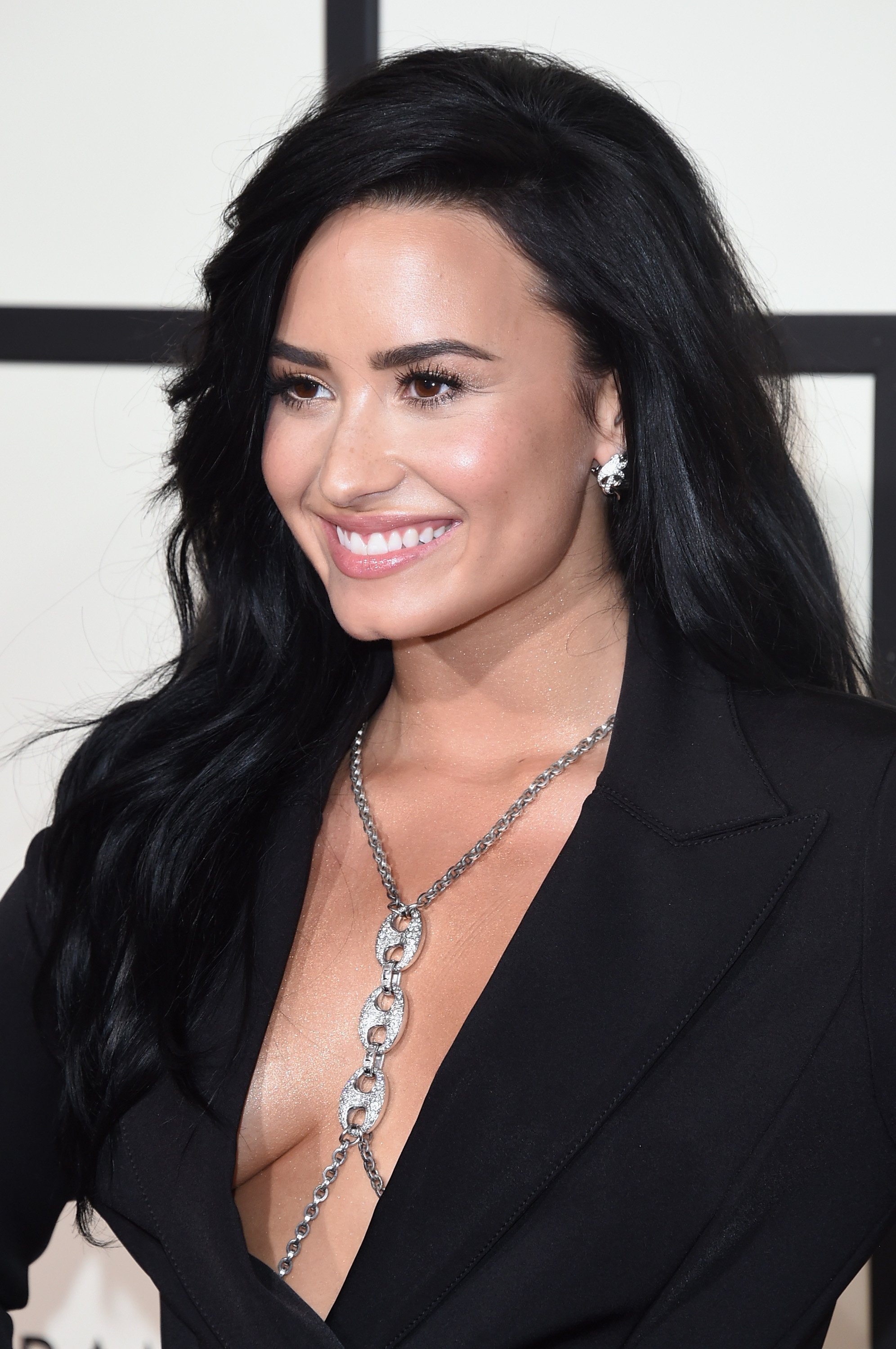 Singer Demi Lovato during the 2016 Grammy Awards in Staples Center. | Photo: Getty Images