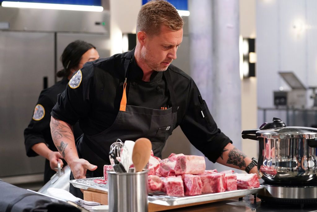  Bryan Voltaggio on the set of the contest "Top Chef" | Source: Getty Images