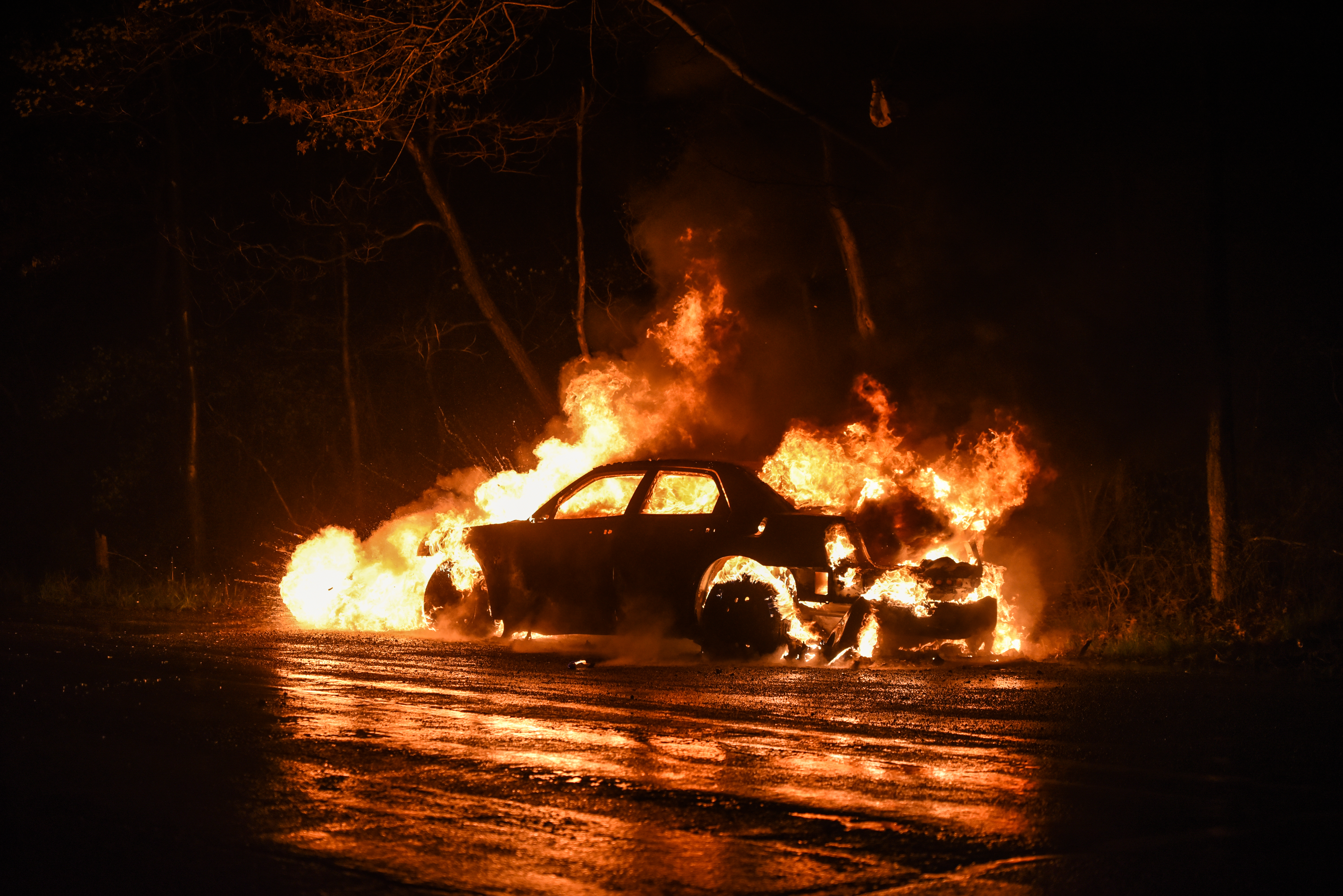 Burning car | Source: Shutterstock