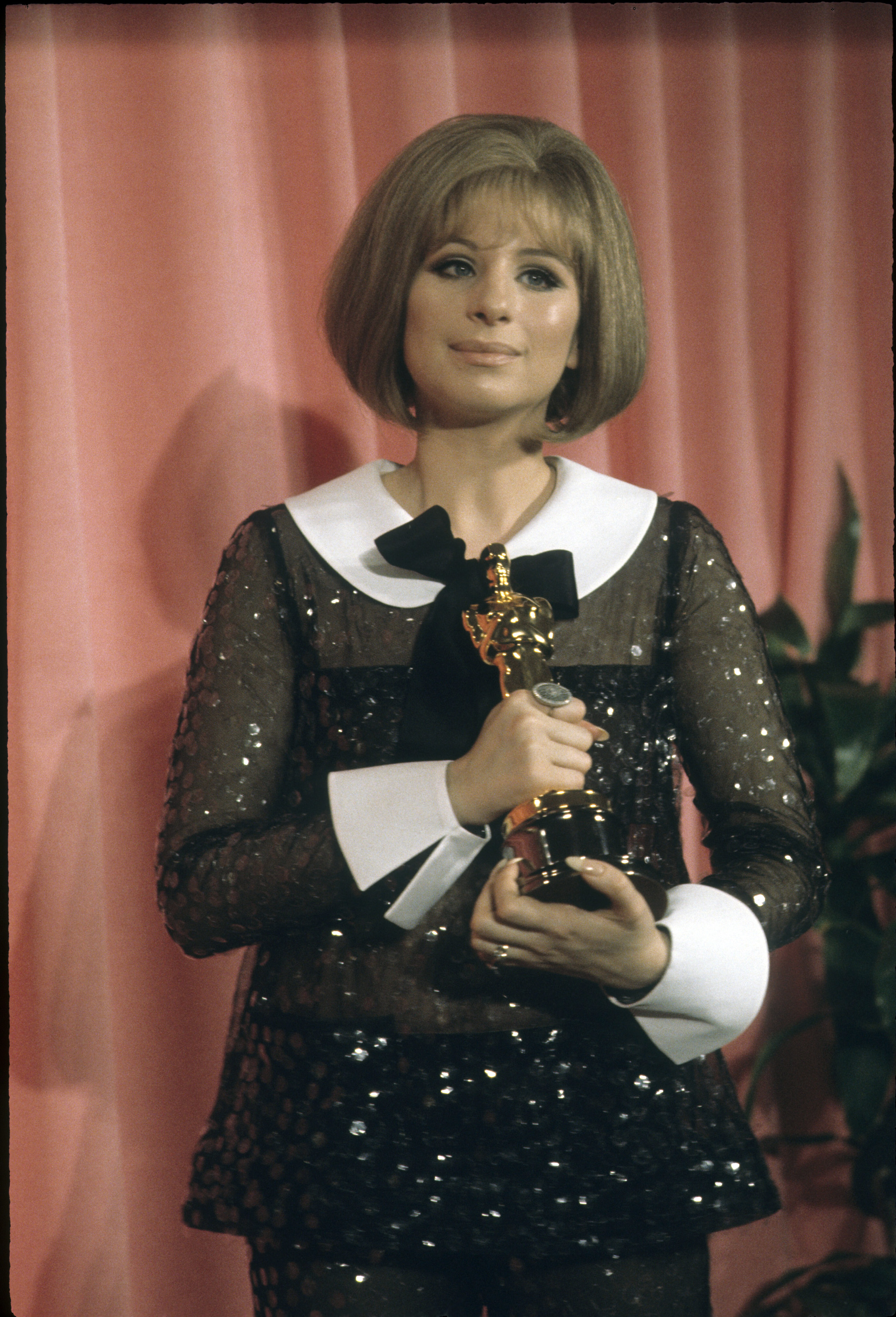 Barbara Streisand after receiving an Academy Award on April 14, 1969 | Source: Getty Images