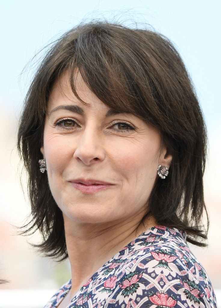 Marilyne Canto assiste au photocall "Dopo La Guerra - Apres La Guerre" lors du 70ème Festival de Cannes au Palais des Festivals le 24 mai 2017. | Photo : Getty Images Marilyne Canto assiste au photocall "Dopo La Guerra - Apres La Guerre" lors du 70ème Festival de Cannes au Palais des Festivals le 24 mai 2017. | Photo : Getty Images