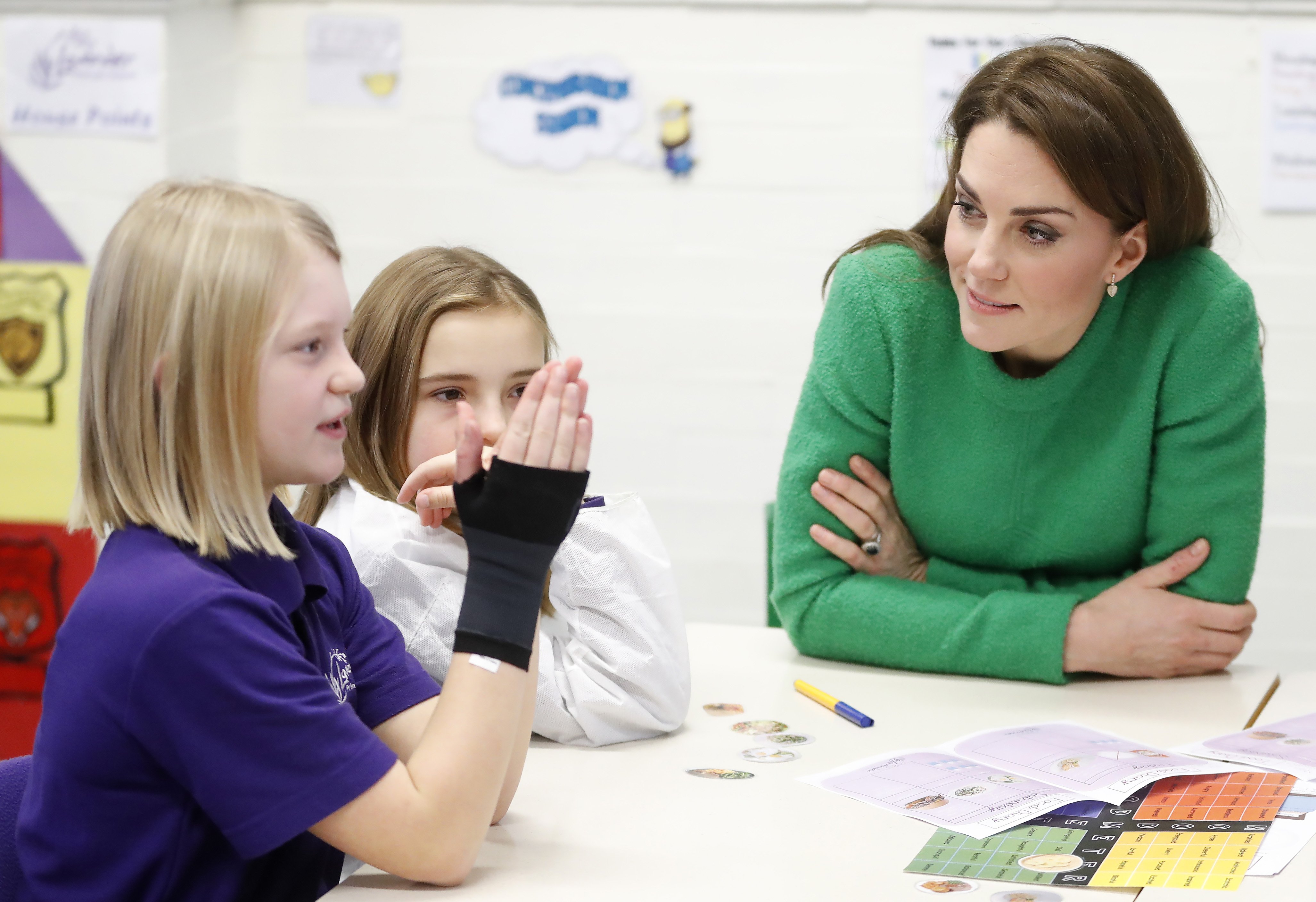 The Duchess of Cambridge visits schools in support of children's mental health | Photo: Getty Images