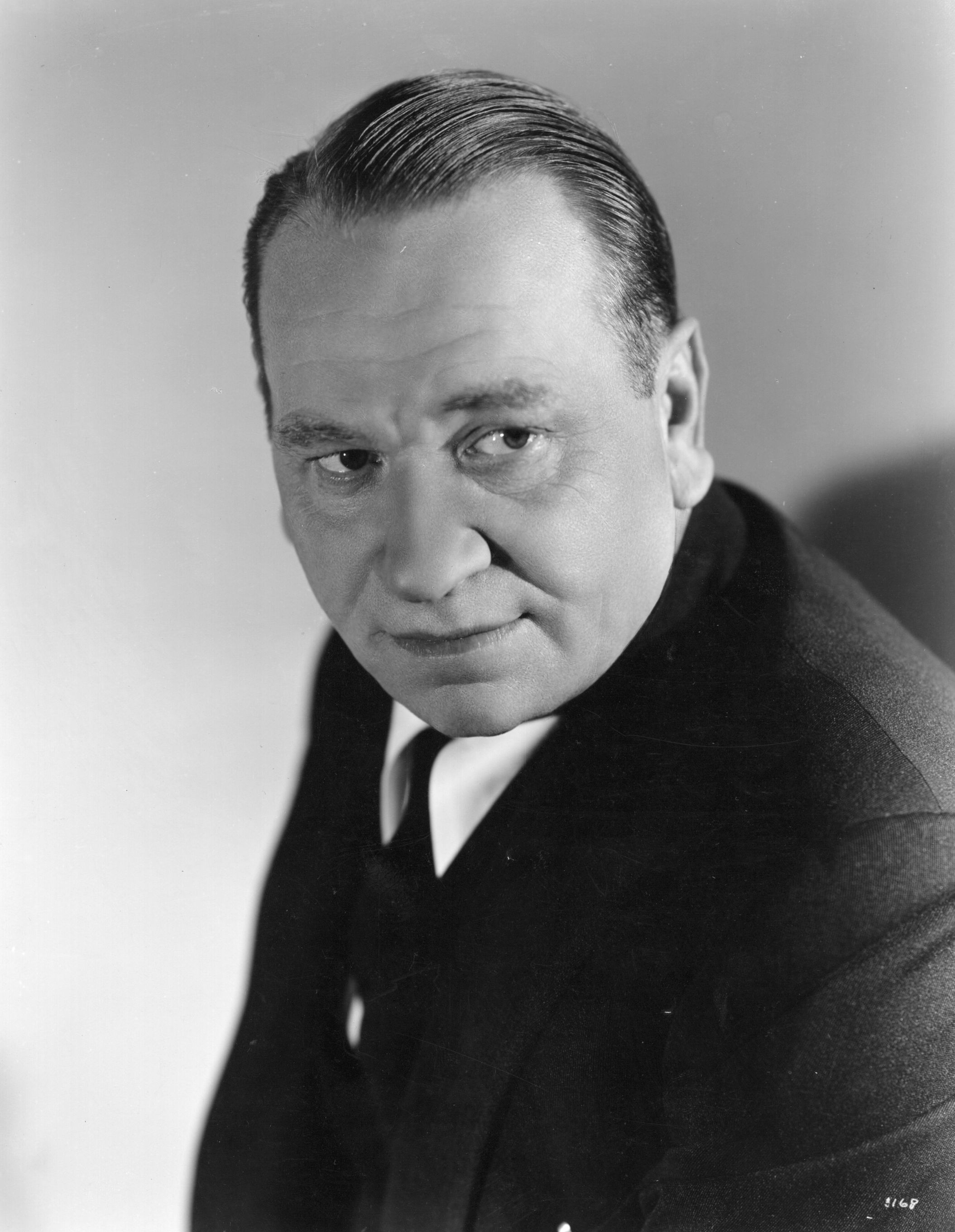 A black and white portrait of Wallace Beery, circa 1931. | Source: Getty Images