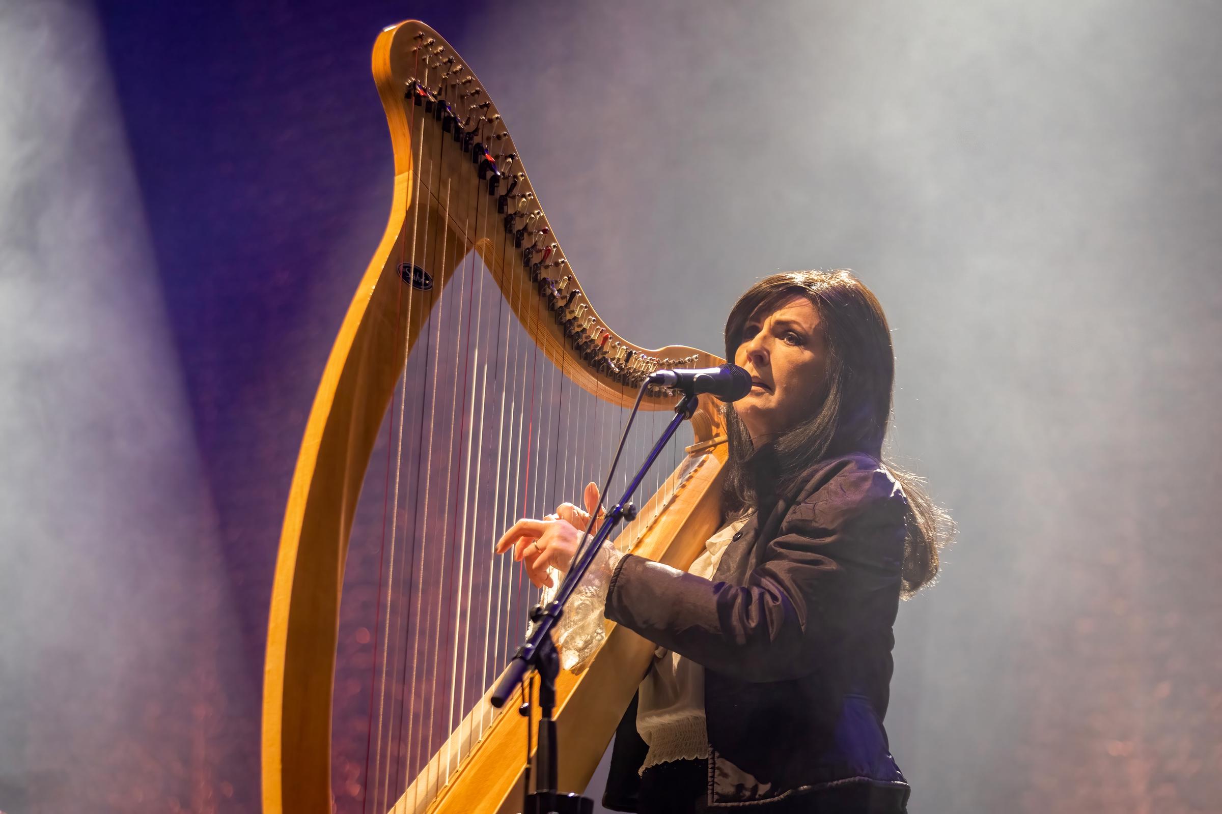 Moya Brennan performing at Sentrum Scene on 22 April 2022 in Oslo, Norway. | Source: Getty Images