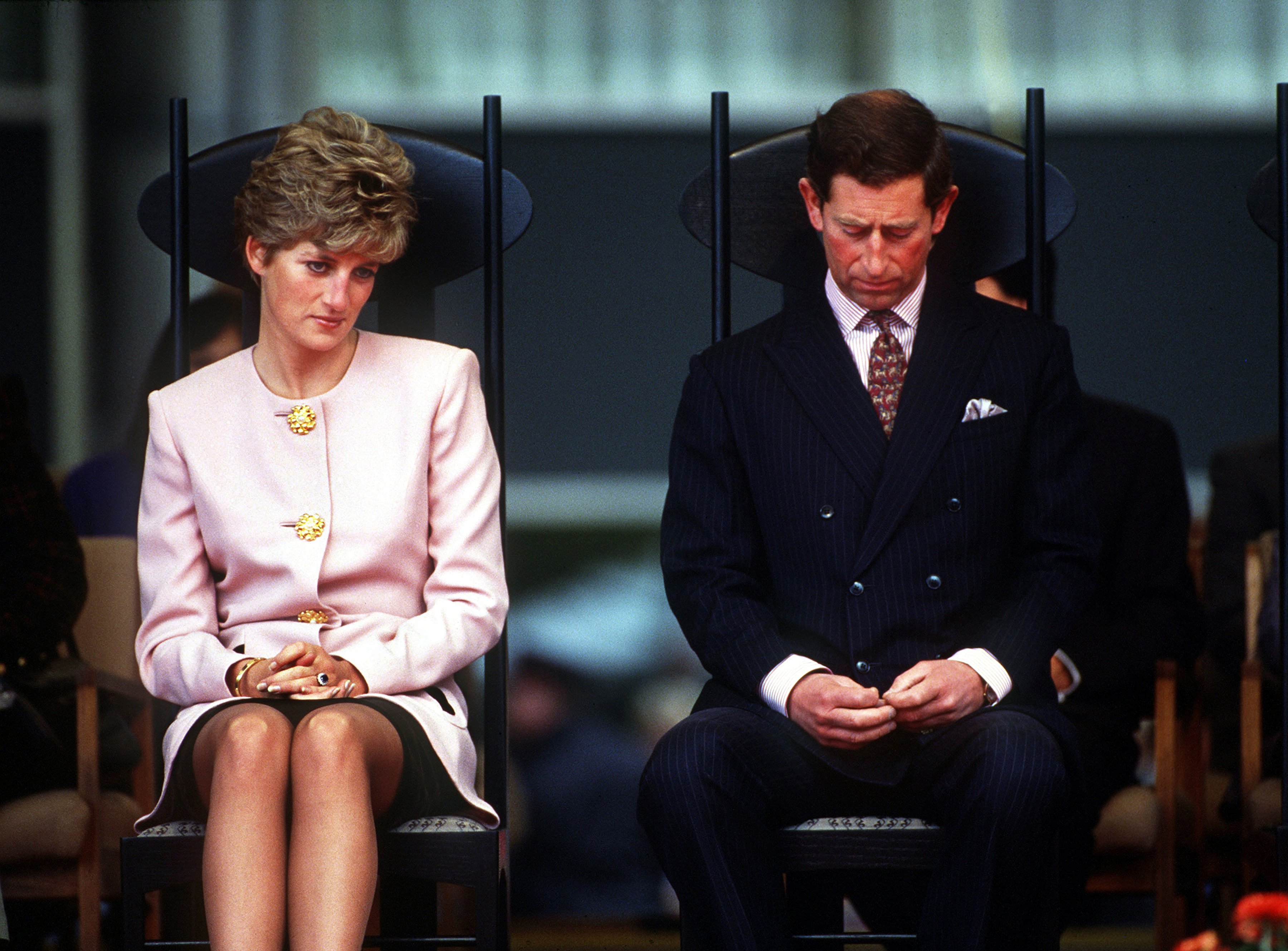 Princess Diana and Prince Charles during a welcome ceremony in Toronto at the beginning of their Canadian tour in October 1991.┃Source: Getty Images