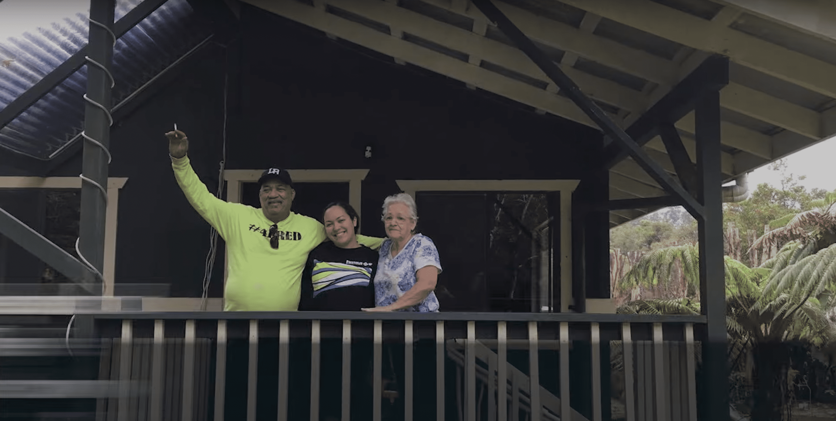 [From left to right] Grandpa, Kahealani Paradis, and grandma. | Source: YouTube.com/New York Post