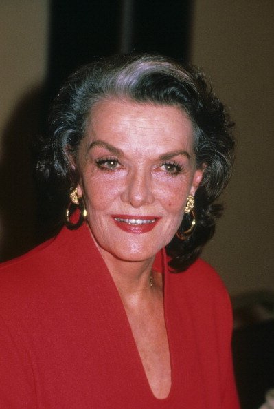 Jane Russell poses for a portrait in August 1987 in Los Angeles, California. | Photo: Getty Images