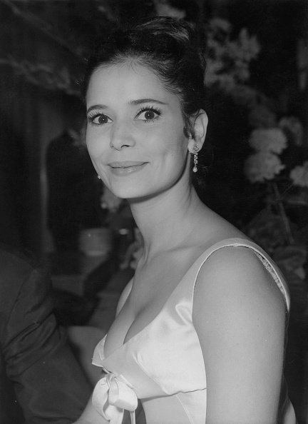 Marie-José Nat assiste à la International Film-Dance 1964 au Funkturm à Berlinle 5 juillet 1964. | Photo : Getty Images