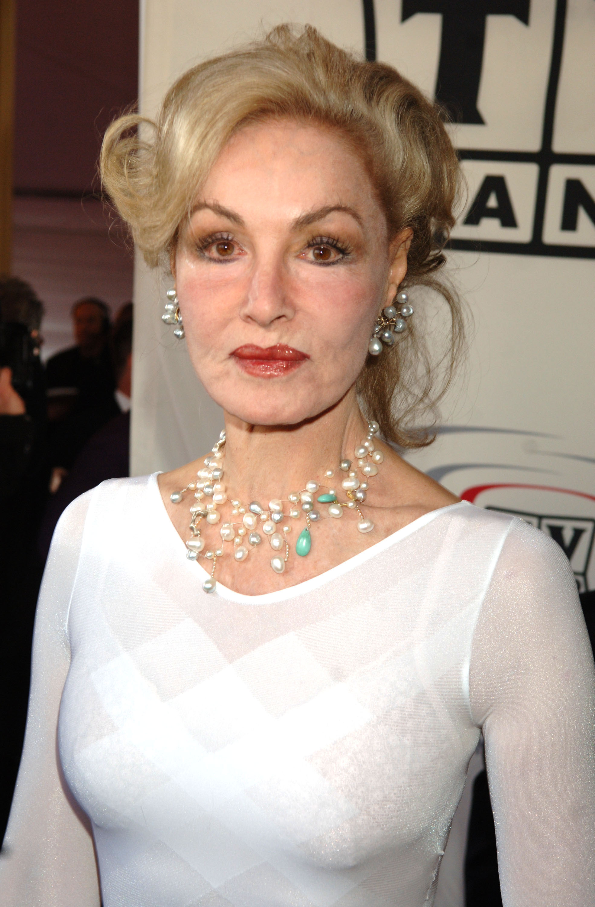 The actress during the TV Land Awards on March 19, 2006, in Santa Monica, California. | Source: Getty Images