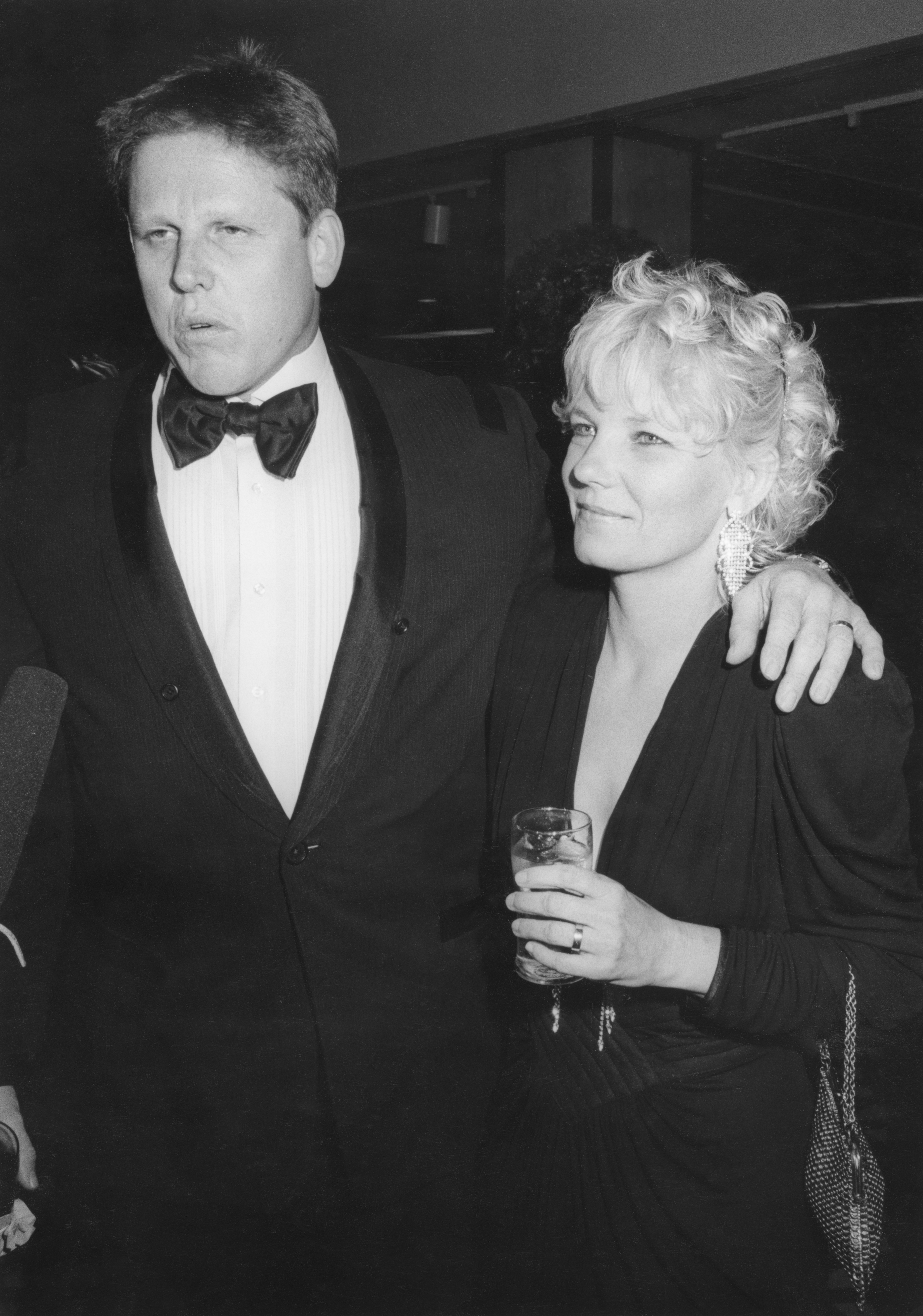 Gary Busey and Judy Helkenberg at the City of Hope Gala Dinner in Los Angeles, California, circa 1985. | Source: Getty Images