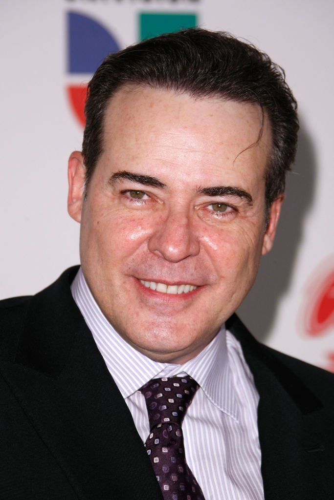 César Évora en la novena entrega anual de los premios Latin GRAMMY, el 13 de noviembre de 2008 en Houston, Texas. | Foto: Getty Images César Évora en la novena entrega anual de los premios Latin GRAMMY, el 13 de noviembre de 2008 en Houston, Texas. | Foto: Getty Images
