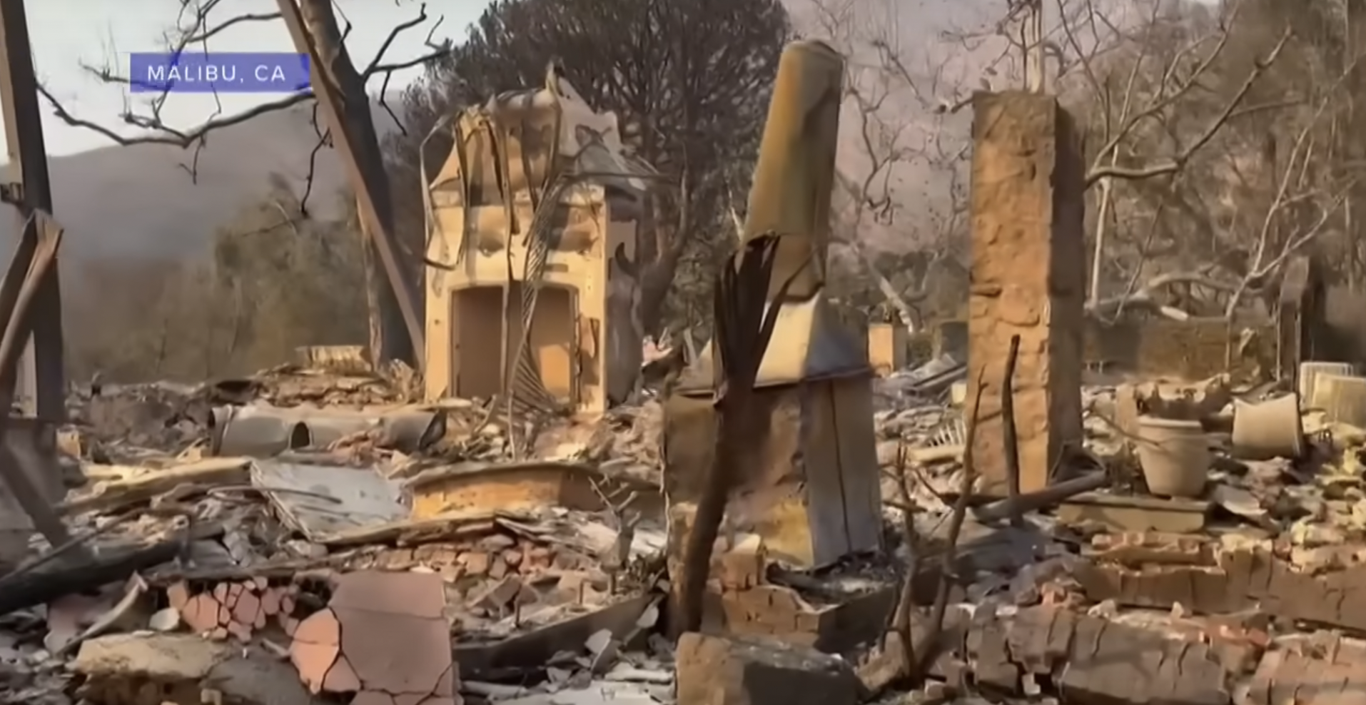 Mel Gibson's home destroyed by the L.A wildfires from a video posted on January 10, 2025 | Source: YouTube/@NewsNation