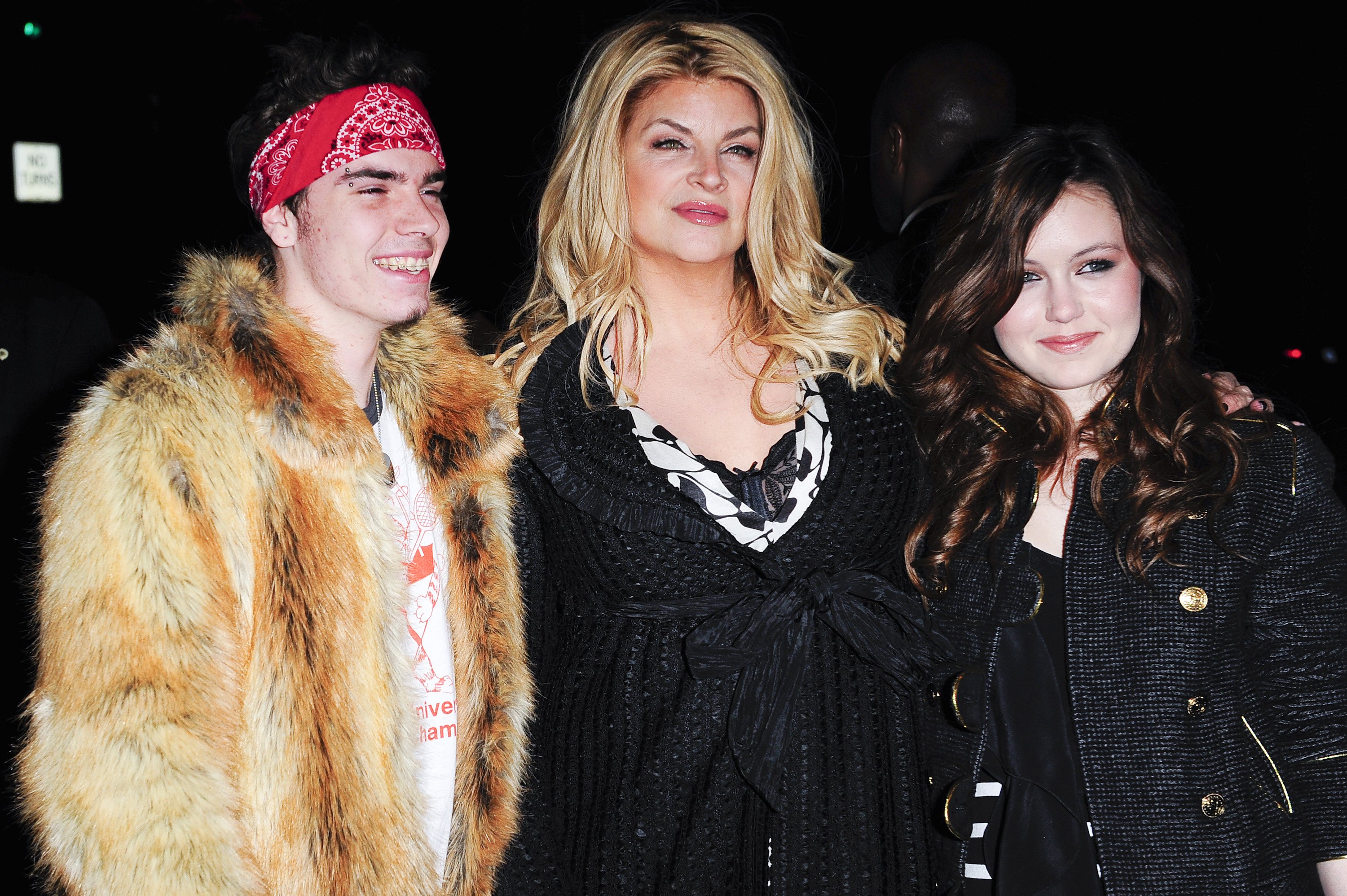 Kirstie Alley (C) and her children attend "The Runaways" premiere at the Landmark Sunshine Cinema on March 17, 2010 in New York City. | Source: Getty Images