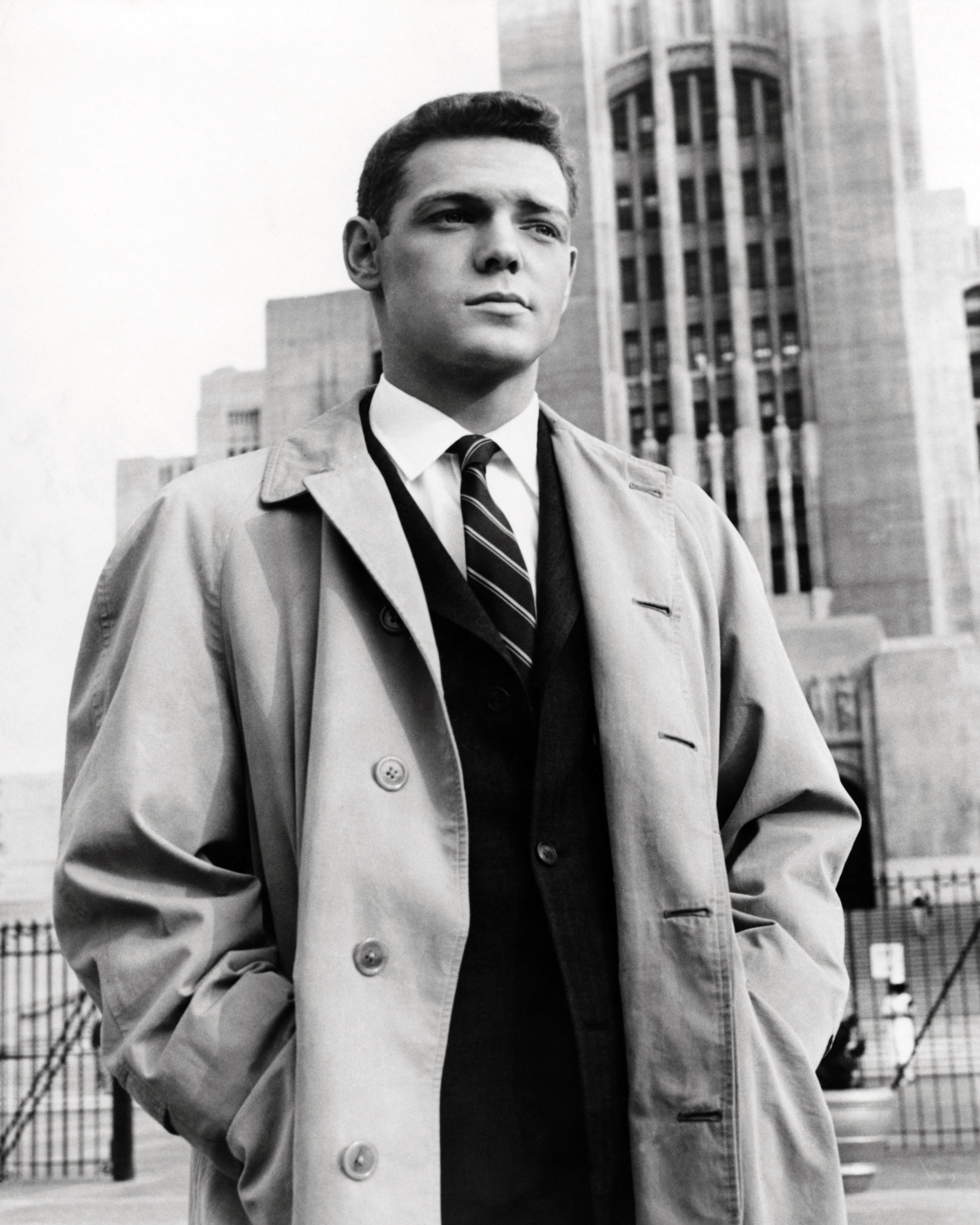 Photo of James MacArthur circa 1963 | Source: Getty Images