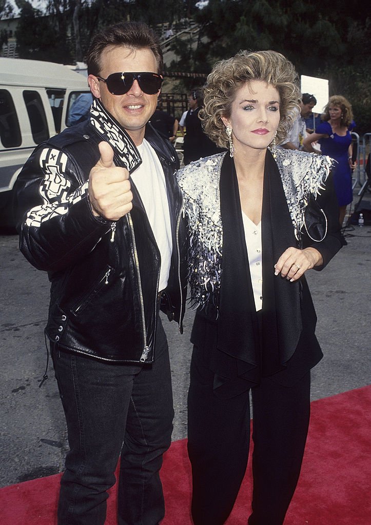 Sammy Krenshaw and ex wife Kim at the 28th Annual Academy of Country Music Awards, 1993 | Source : Getty Images