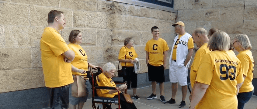 99-yer-old woman finally saw the Pirates play for the first time thanks to her family | Photo: YouTube/ CBS Pittsburgh