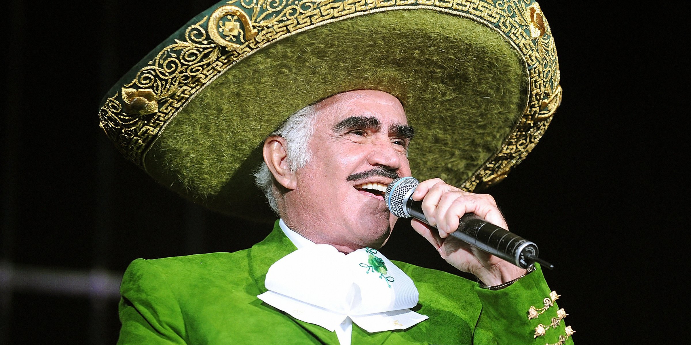 Vicente Fernández | Source: Getty Images