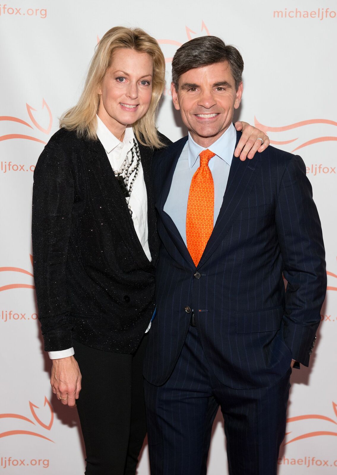 Ali Wentworth and George Stephanopoulos at the Michael J. Fox Foundation's "A Funny Thing Happened On The Way To Cure Parkinson's" Gala on November 14, 2015, in New York City | Photo: Noam Galai/WireImage/Getty Images