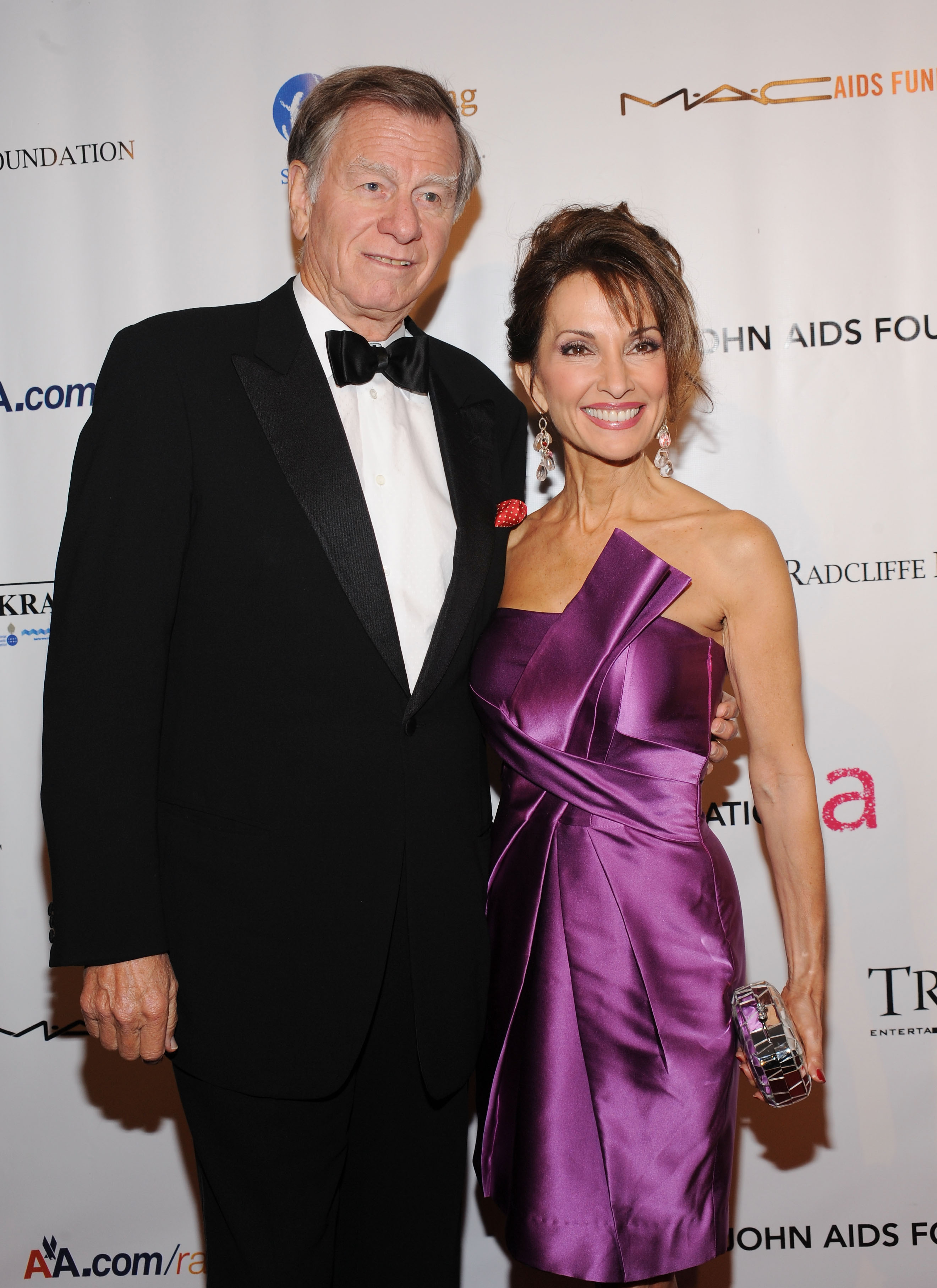 Helmut Huber and Susan Lucci attend the 8th Annual Elton John AIDS Foundation�s "An Enduring Vision" benefit in New York City, on November 16, 2009. | Source: Getty Images