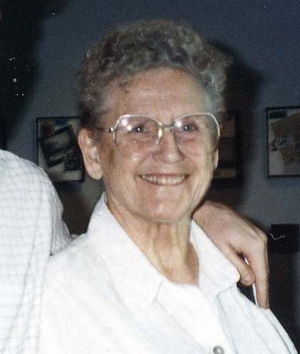 Ann B. Davis. taken at a guest appearance at a radio station. | Source: Wikimedia Commons