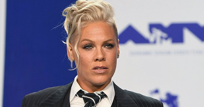 Pink Proudly Flaunts Legs In A Wakesurfing Photo How She Accepts Her Body As It Is