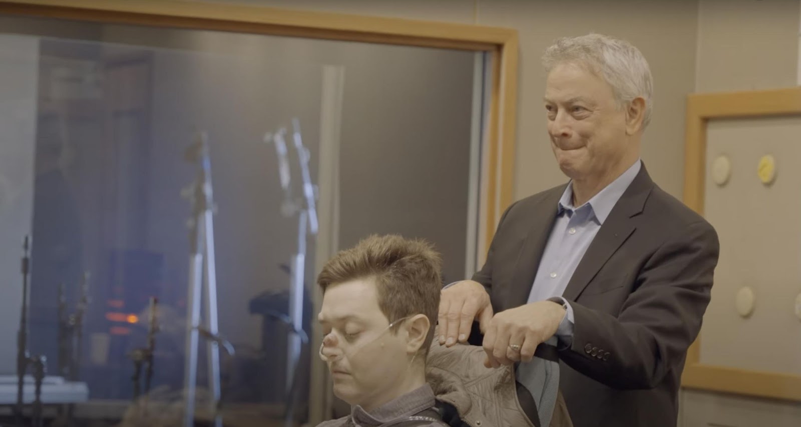 Gary Sinise with his son, Mac Sinise. | Source: YouTube/Mac Sinise