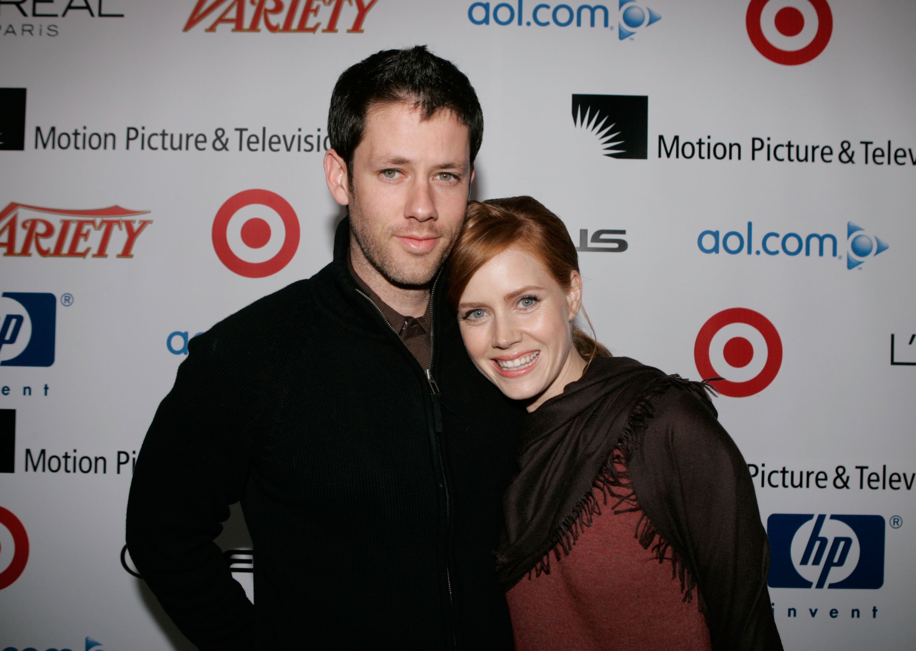 This photo shows Amy Adams and Darren Le Gallo several years before their 2015 wedding. The couple first met in 2001 and became engaged in 2008. | Source: Getty Images