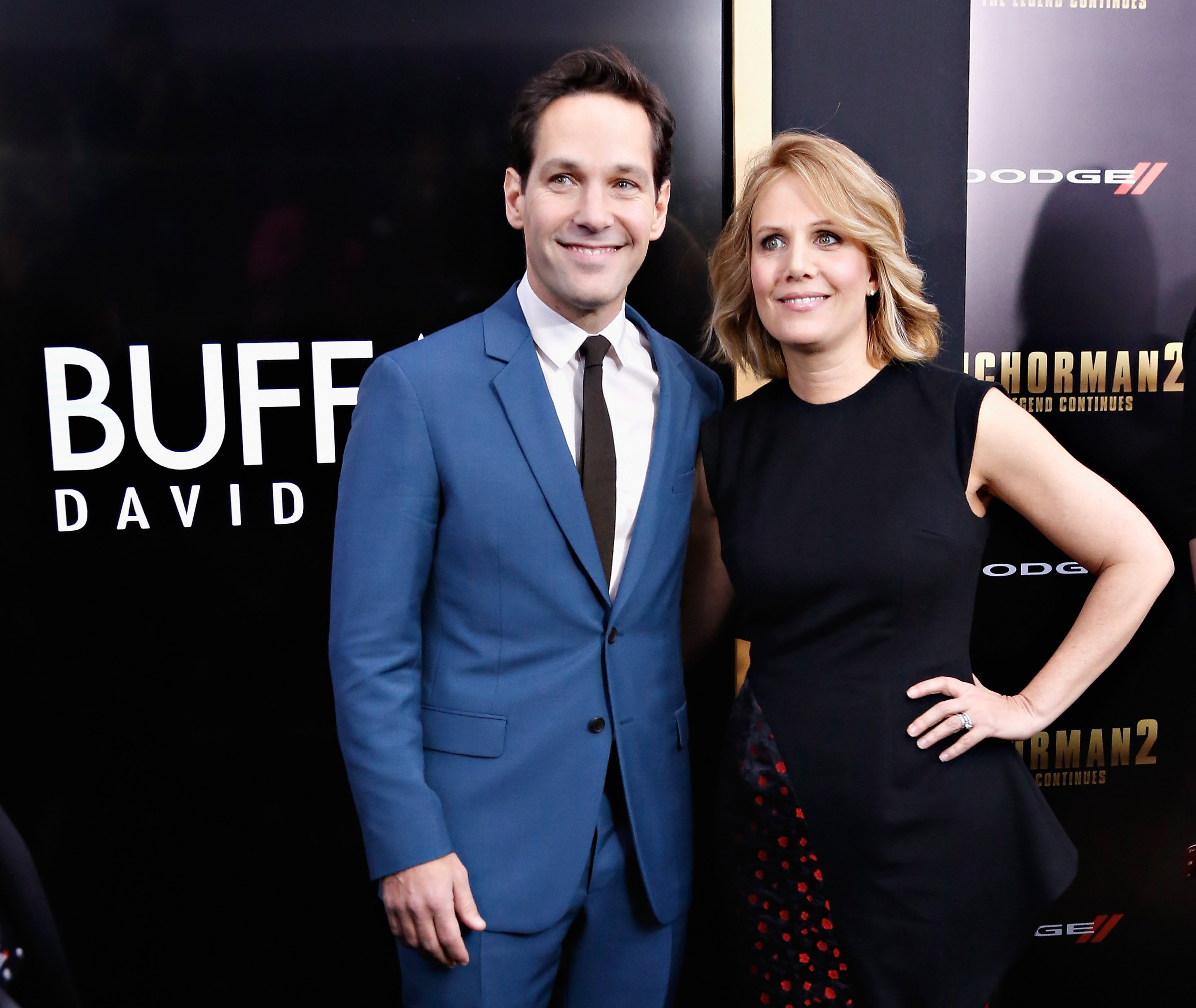 Paul Rudd and his wife Julie Yaeger attend the "Anchorman 2: The Legend Continues" premiere on December 15, 2013, in New York City. | Source: Getty Images