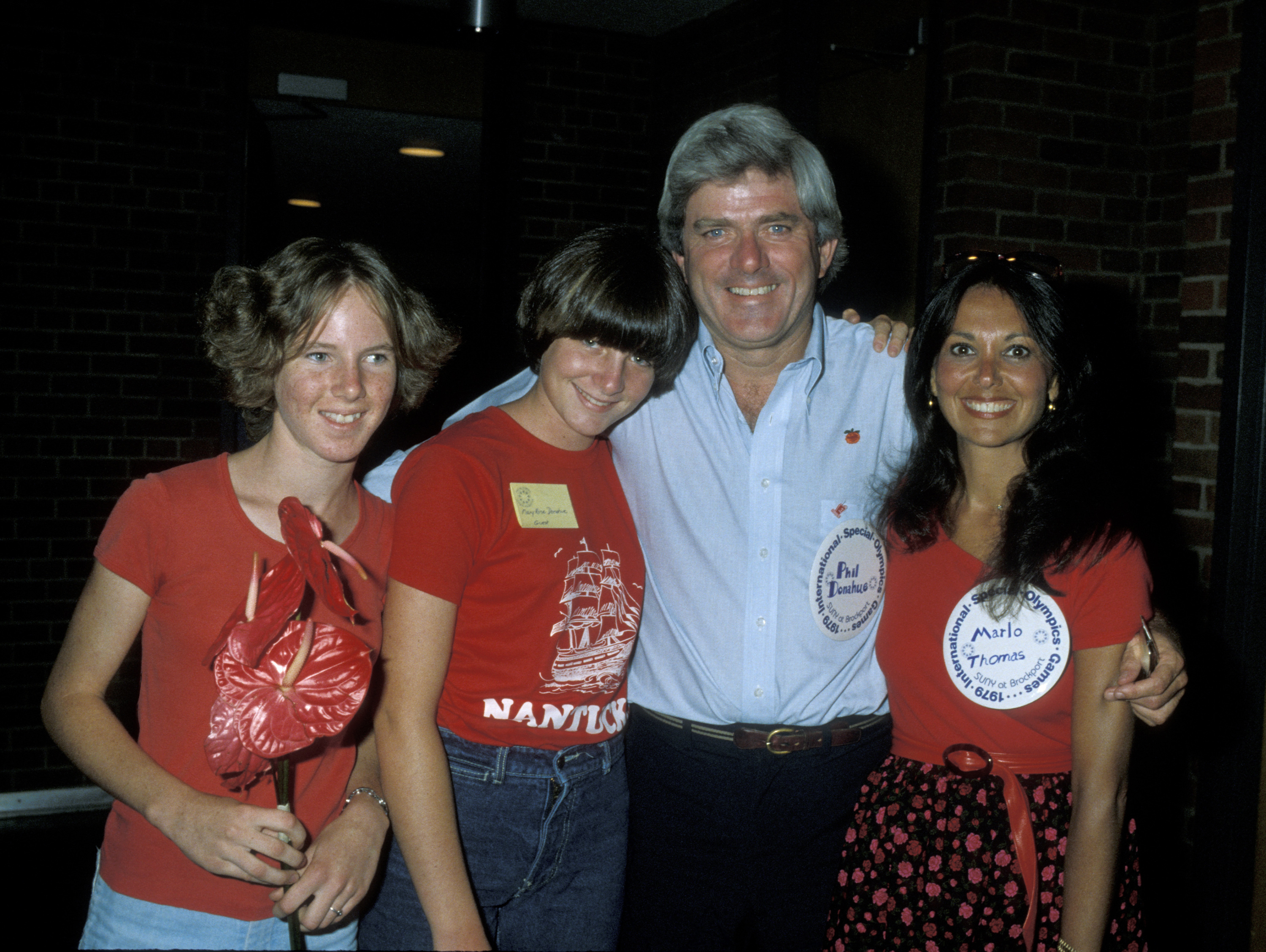 Mary Rose Donahue, Phil Donahue and Marlo Thomas at the 1979 Summer Special Olympics | Source: Getty Images