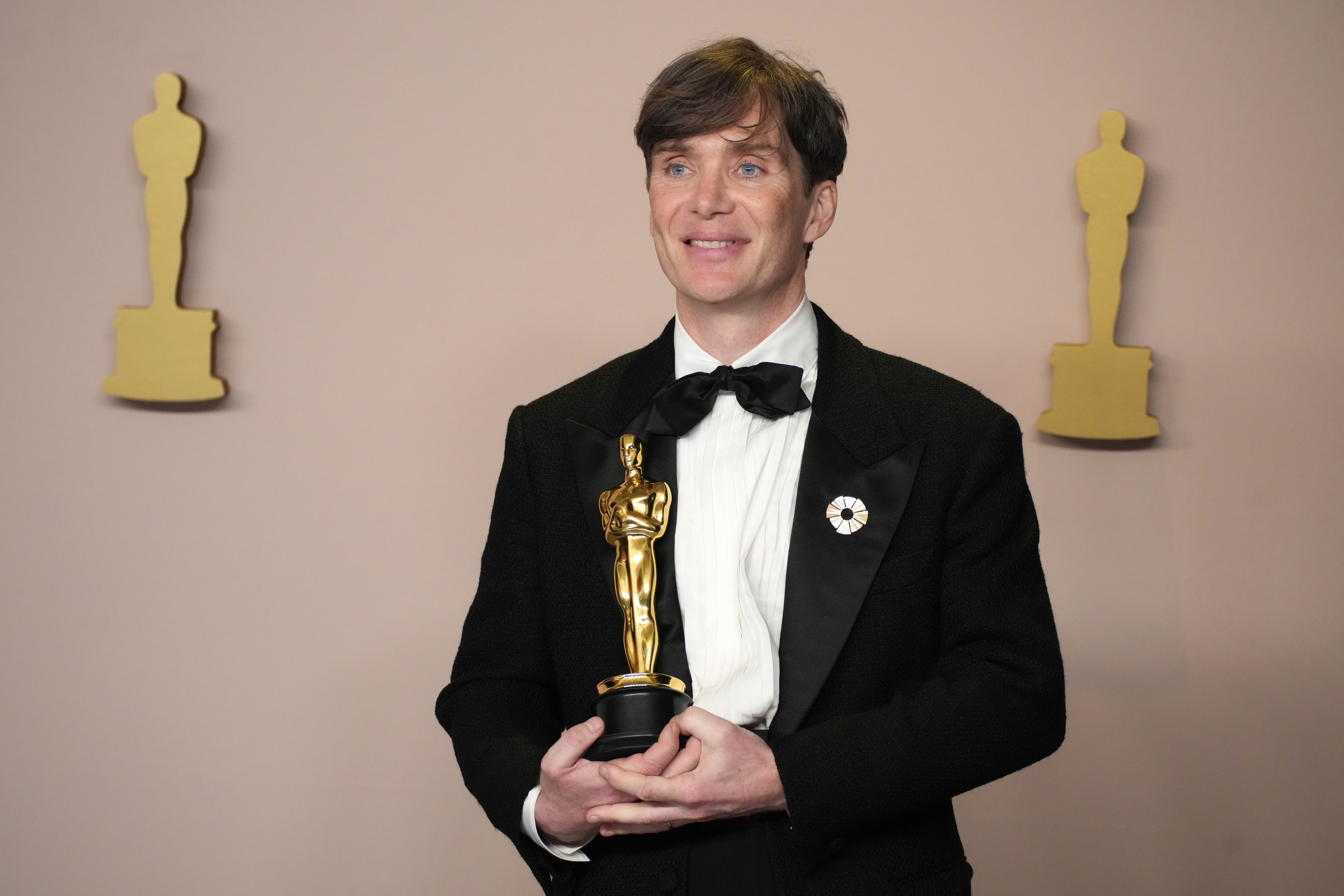 Cillian Murphy poses in the press room during the 96th Annual Academy Awards at Ovation Hollywood on March 10, 2024 in Hollywood, California. | Source: Getty Images