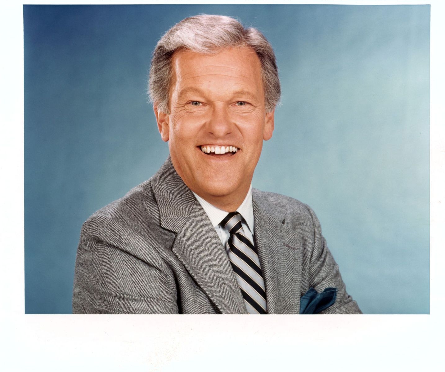 Television personally Tom Kennedy poses for a portrait in circa on January 01, 1983 | Photo: Getty Images