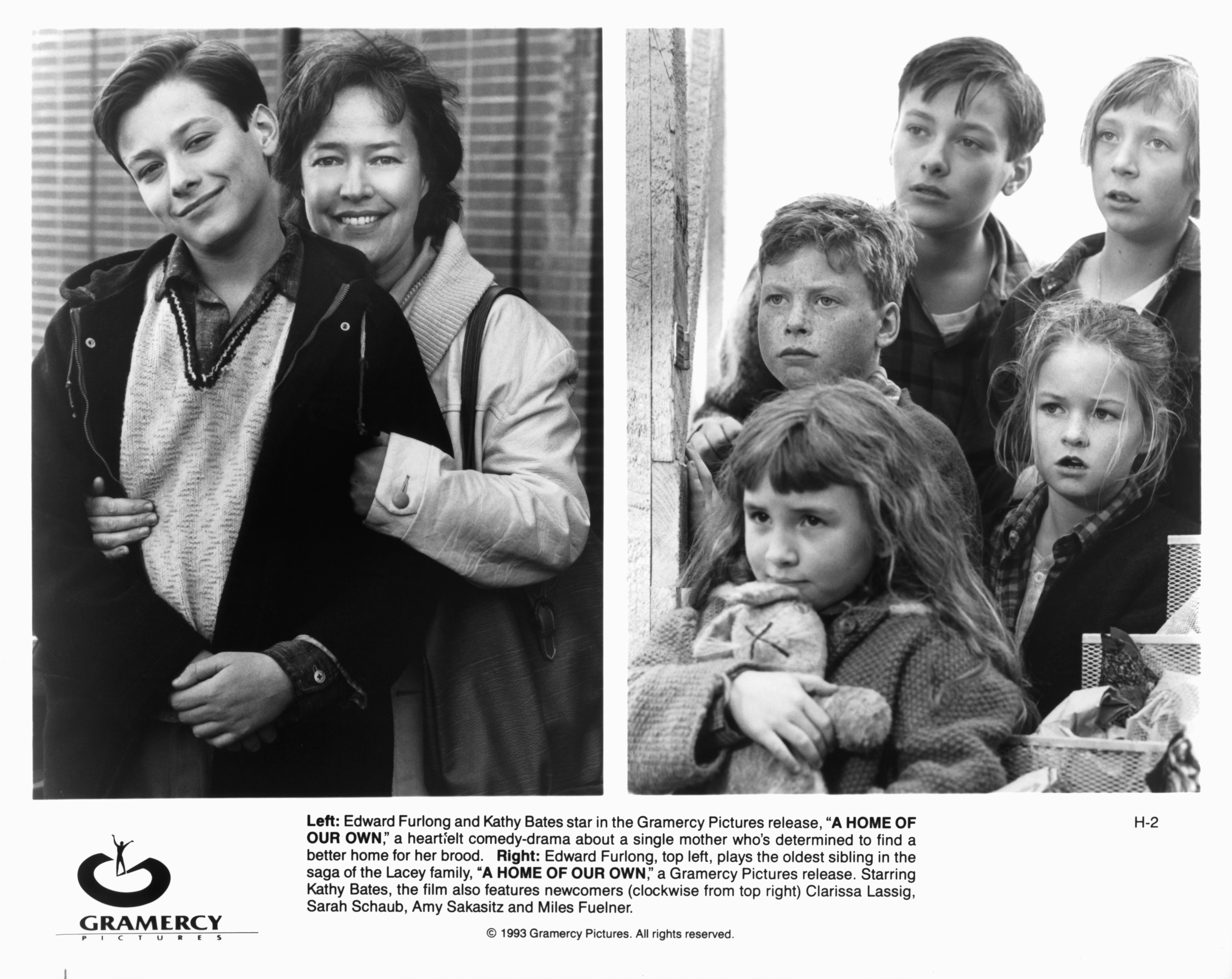 Kathy Bates and Edward Furlong (left) and Lacey Family (right) in a scene from the film 'A Home Of Our Own', 1993. | Source: Getty Images