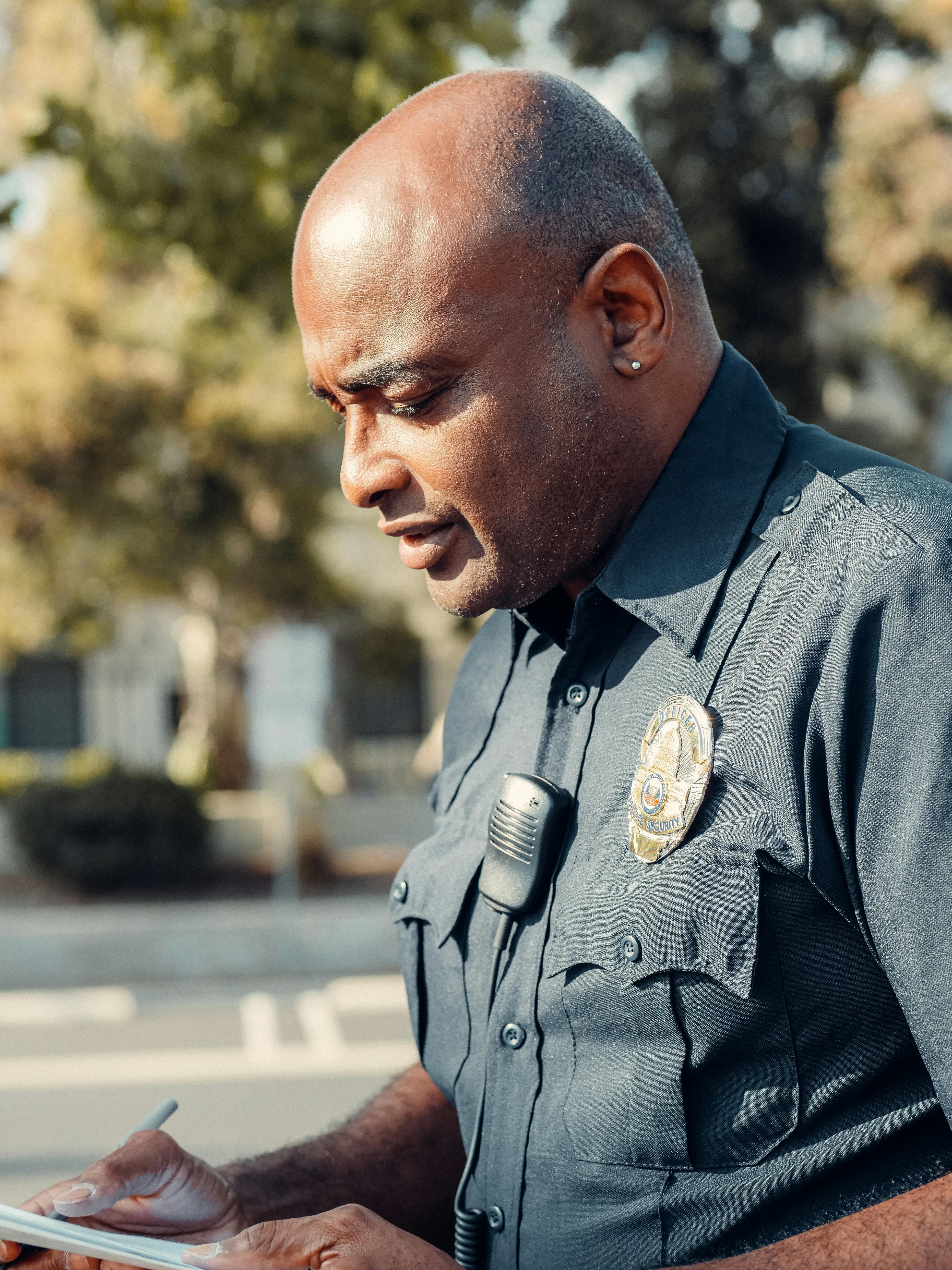 Policeman | Source: Pexels