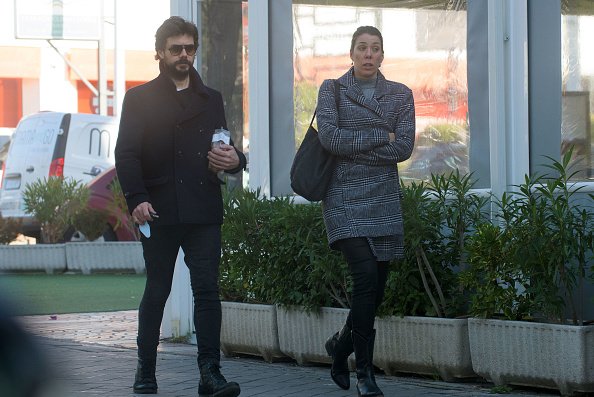 Alvaro Morte et Blanca Clemente sont vus le 03 février 2020 à Madrid, Espagne. | Photo : Getty Images